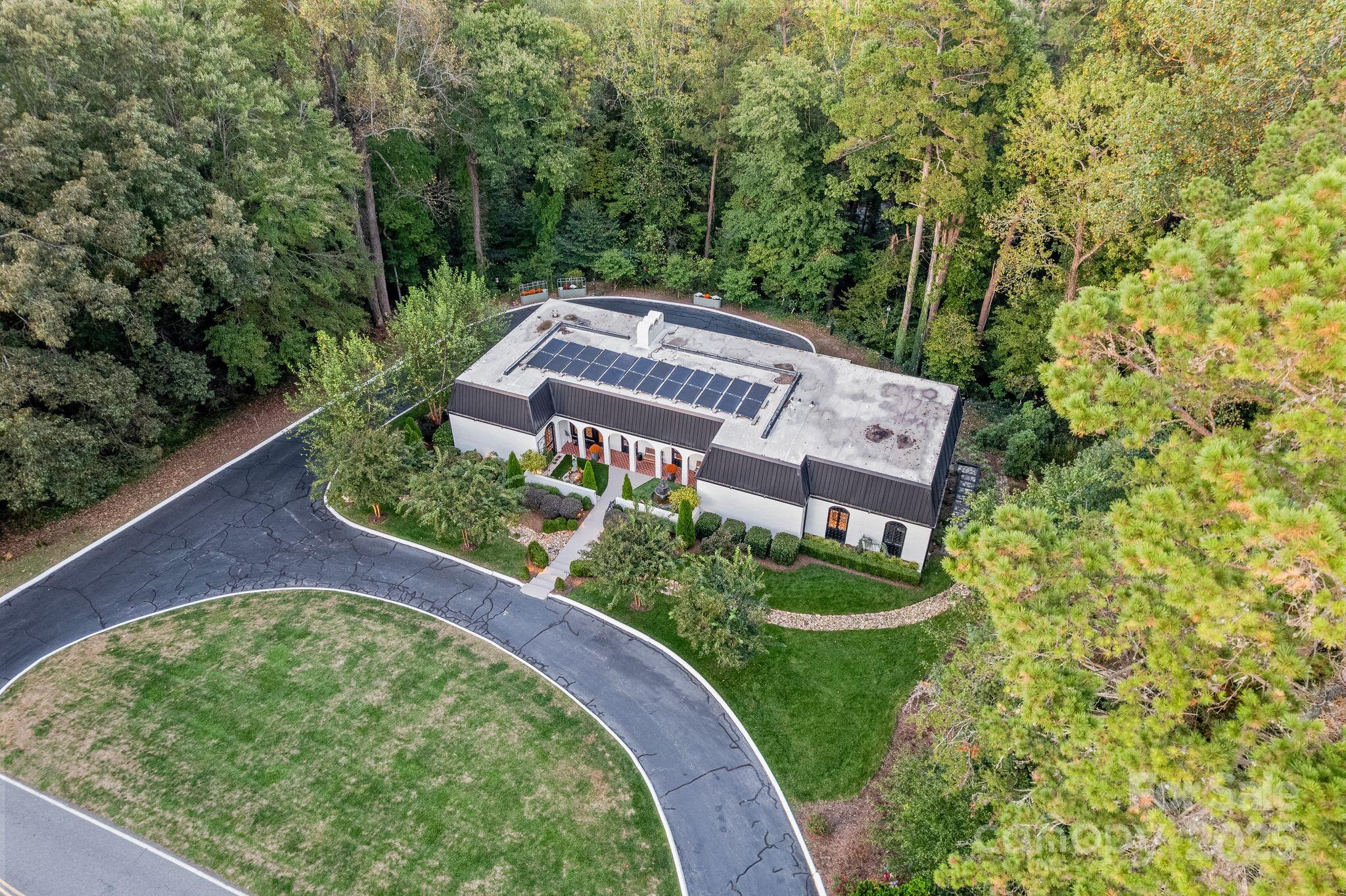 2082 2nd Street Drive NW