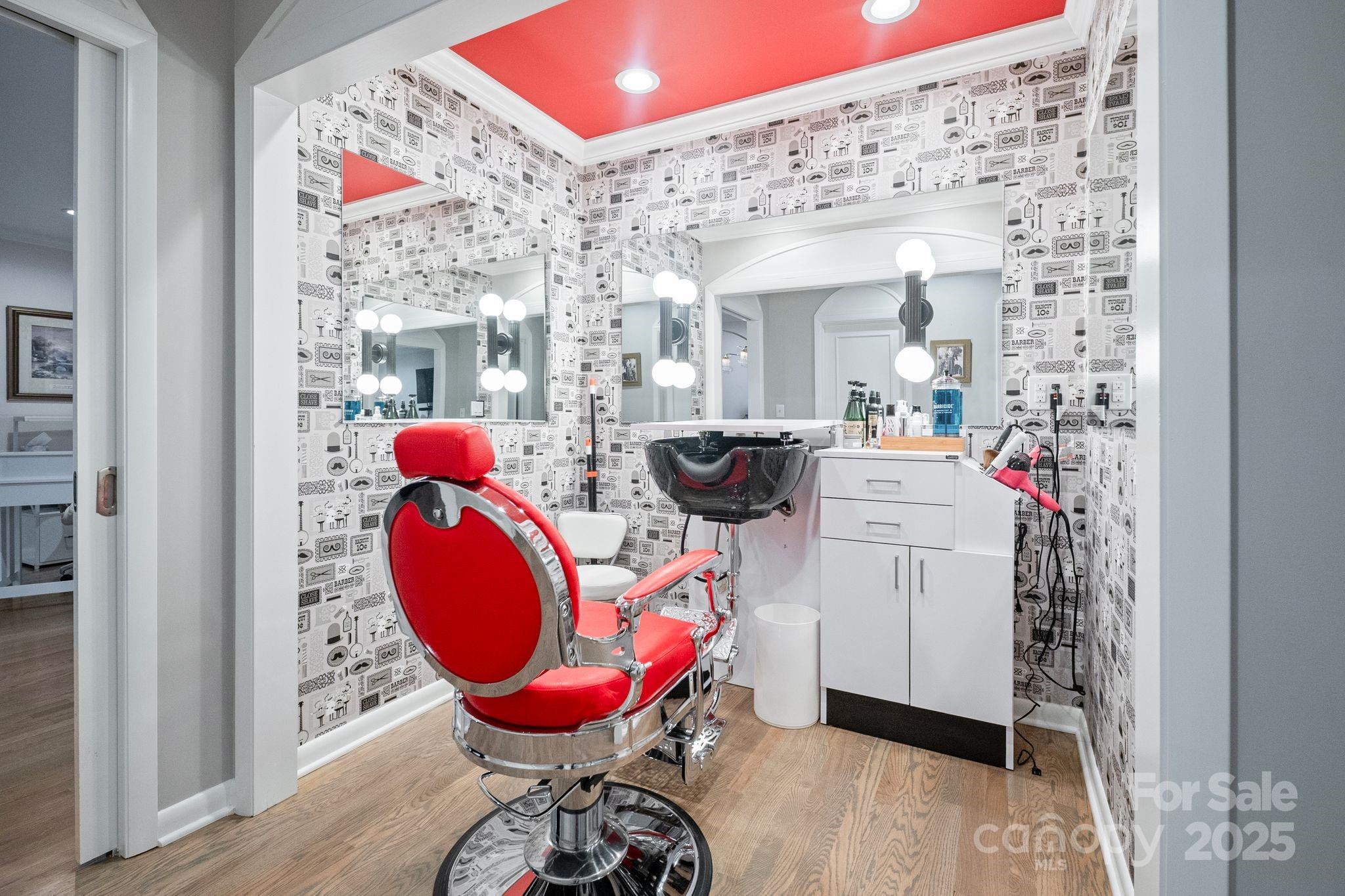 2082 2nd Street Drive NW