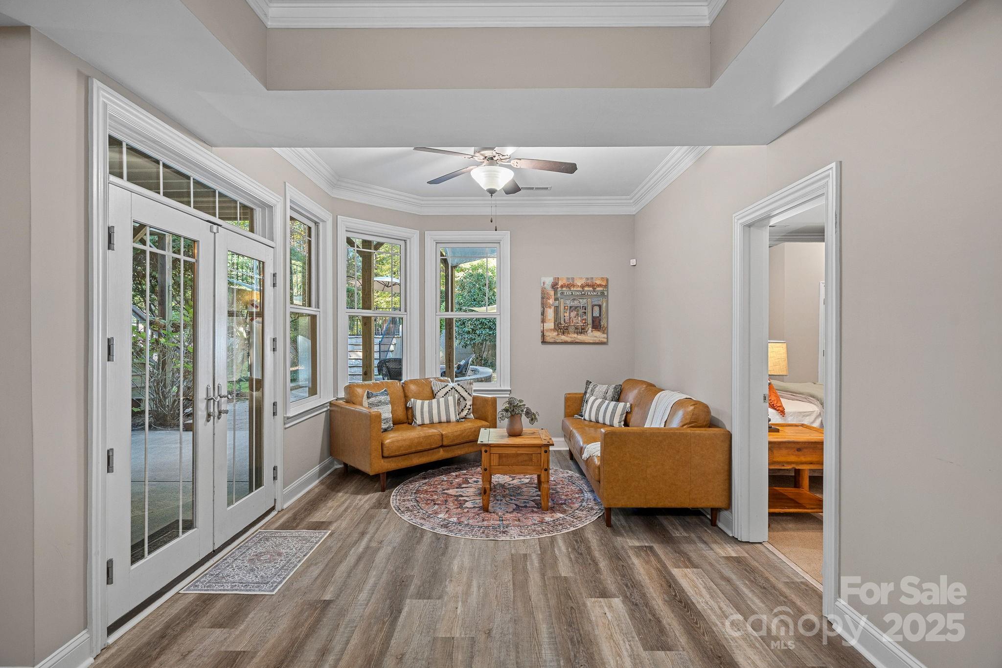 6804 Barefoot Cove Court