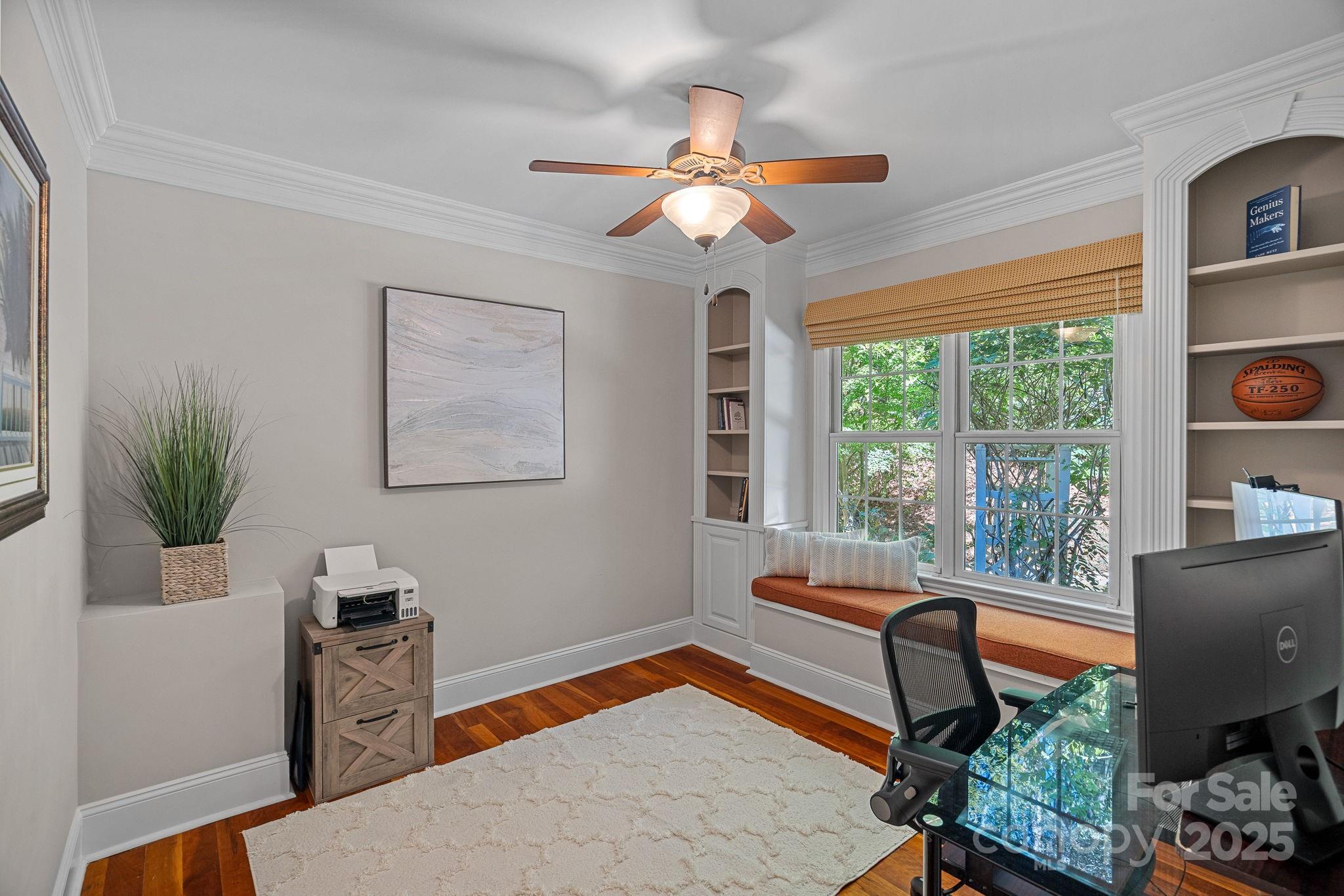 6804 Barefoot Cove Court