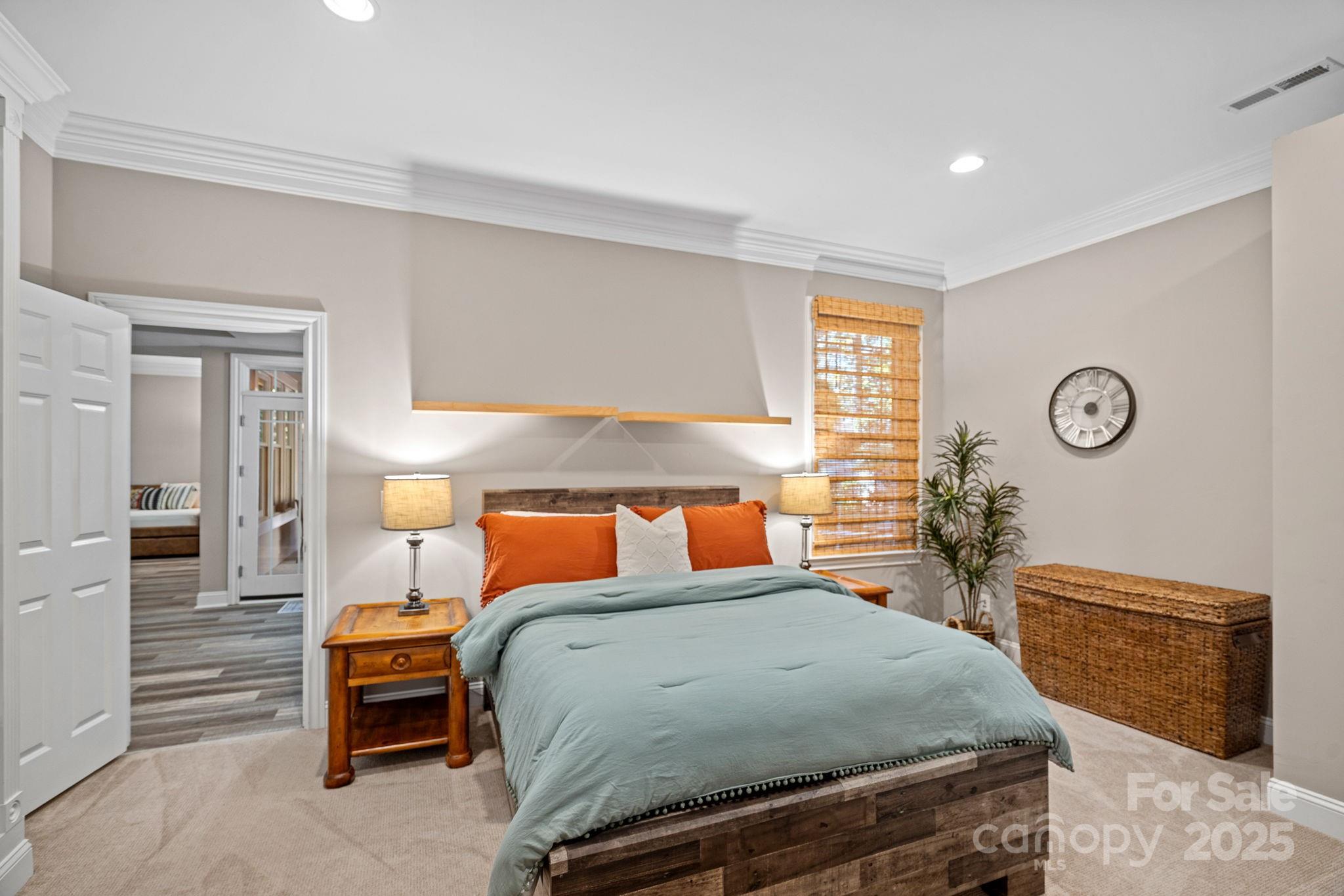 6804 Barefoot Cove Court