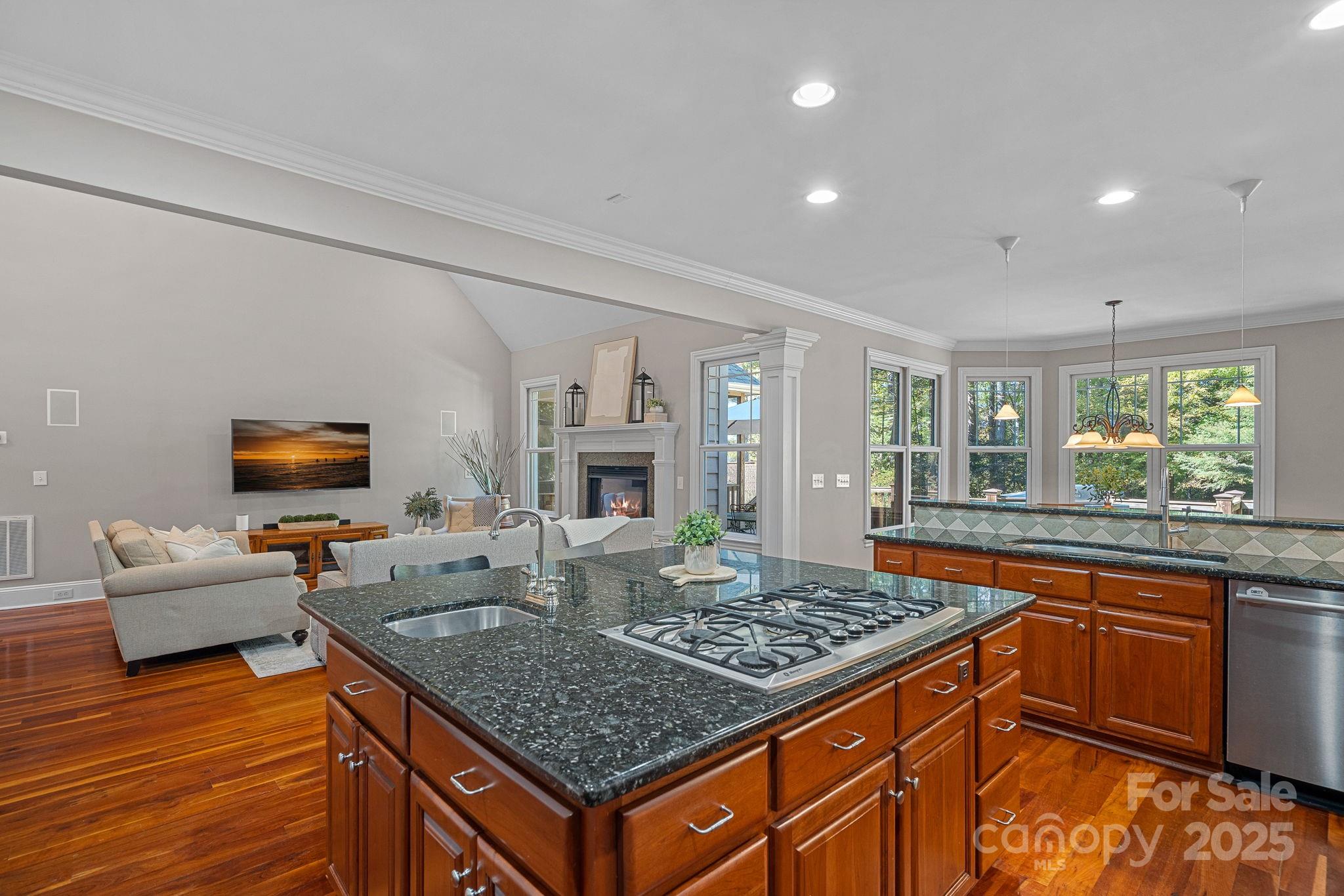 6804 Barefoot Cove Court