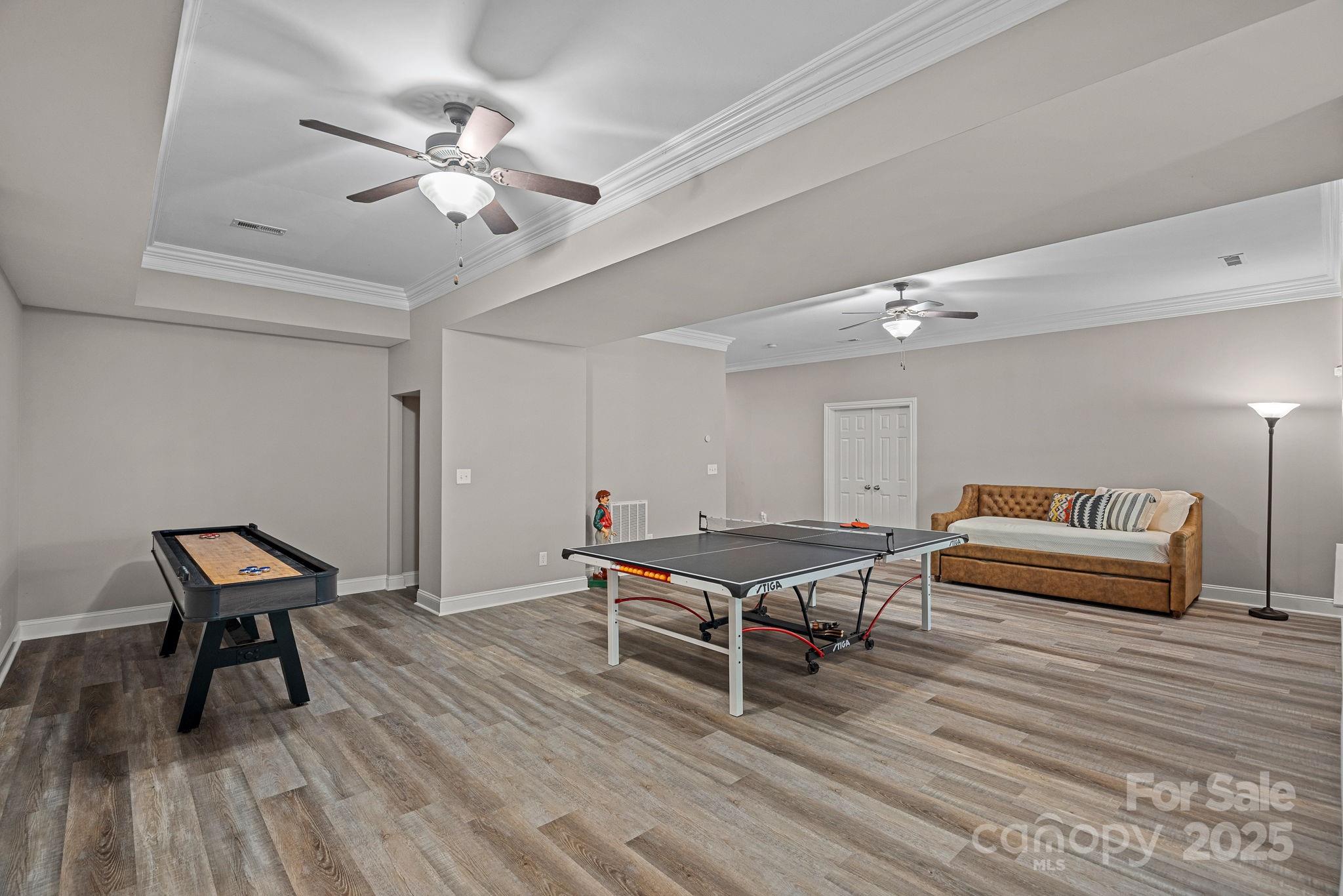 6804 Barefoot Cove Court