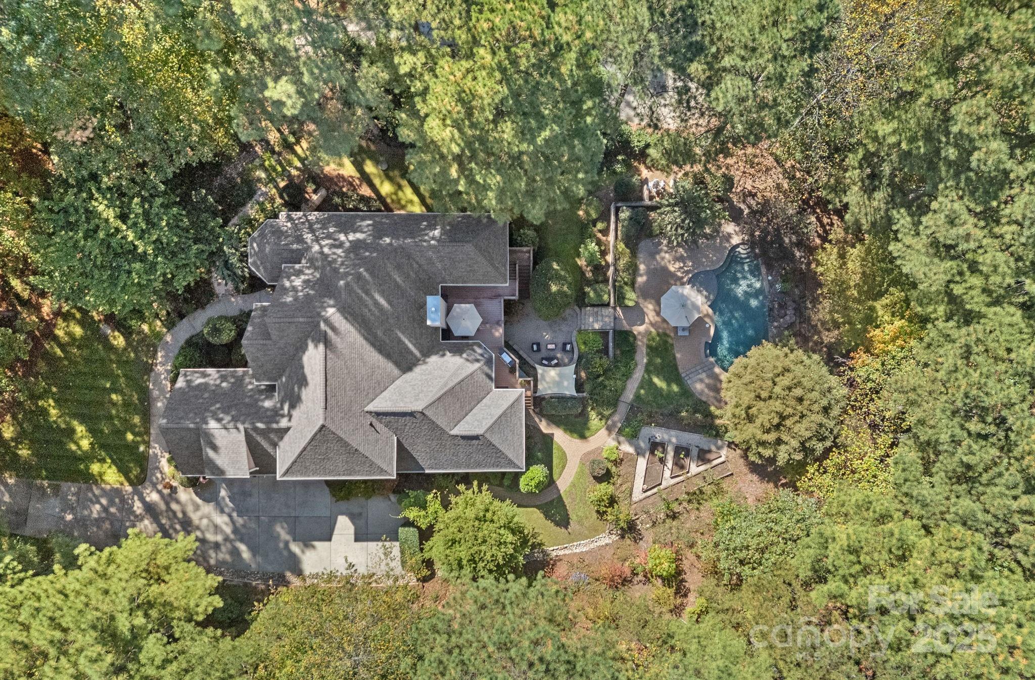 6804 Barefoot Cove Court