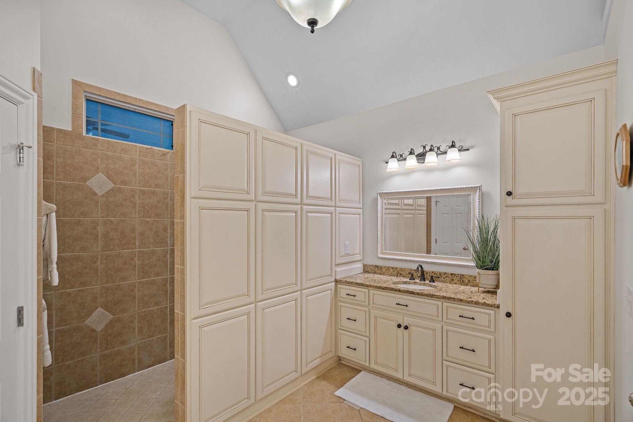 6804 Barefoot Cove Court