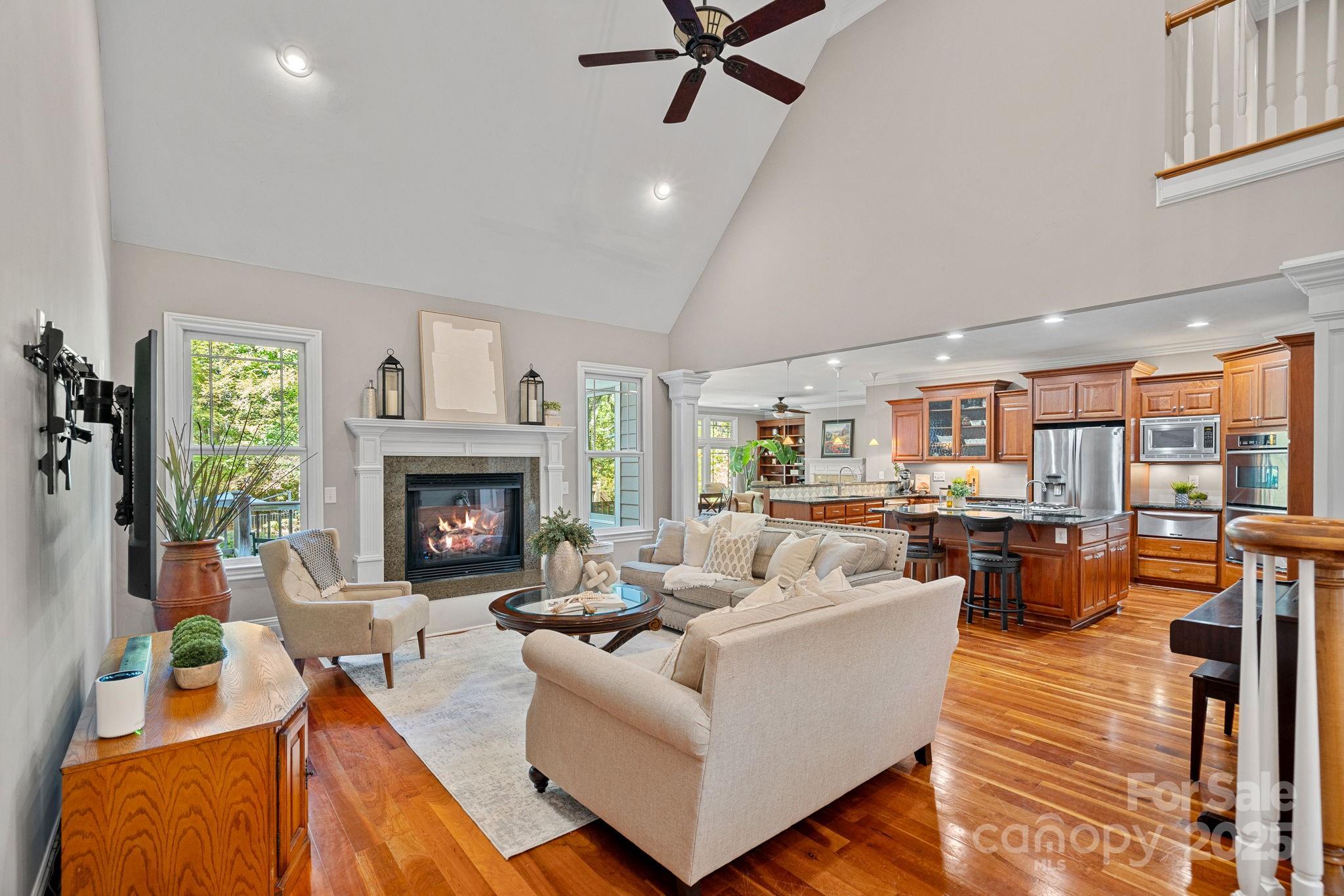 6804 Barefoot Cove Court