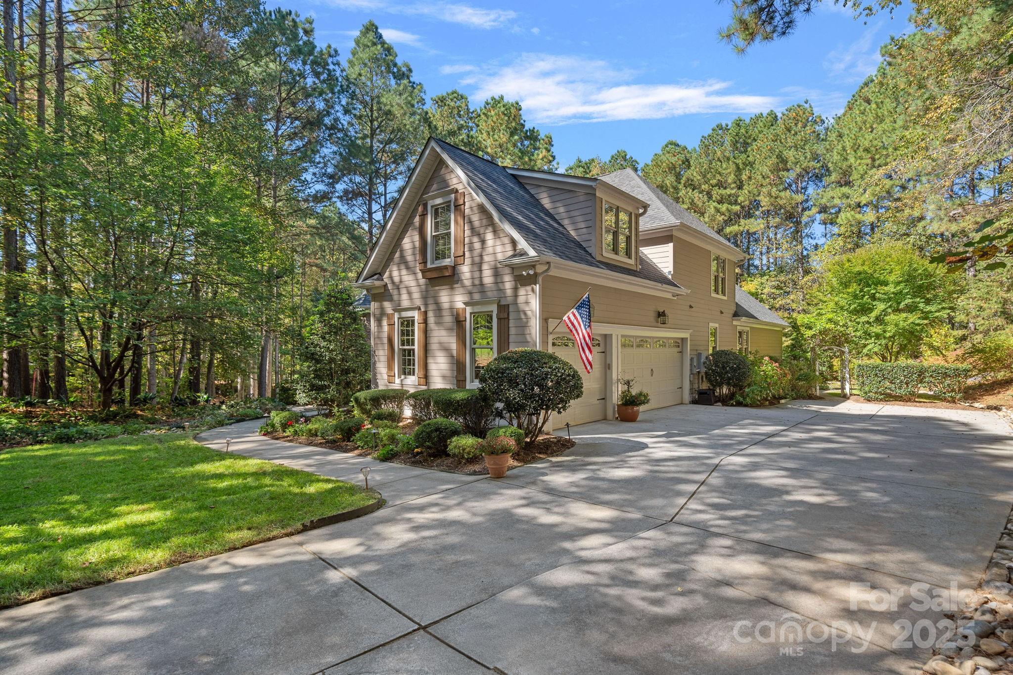 6804 Barefoot Cove Court