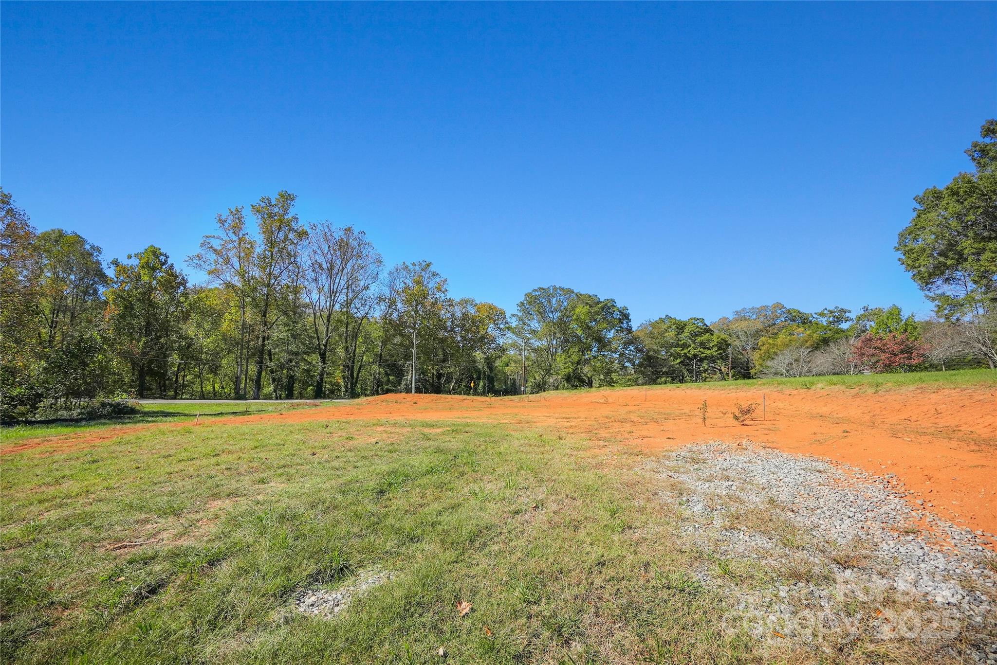 560 11th Avenue Place NW