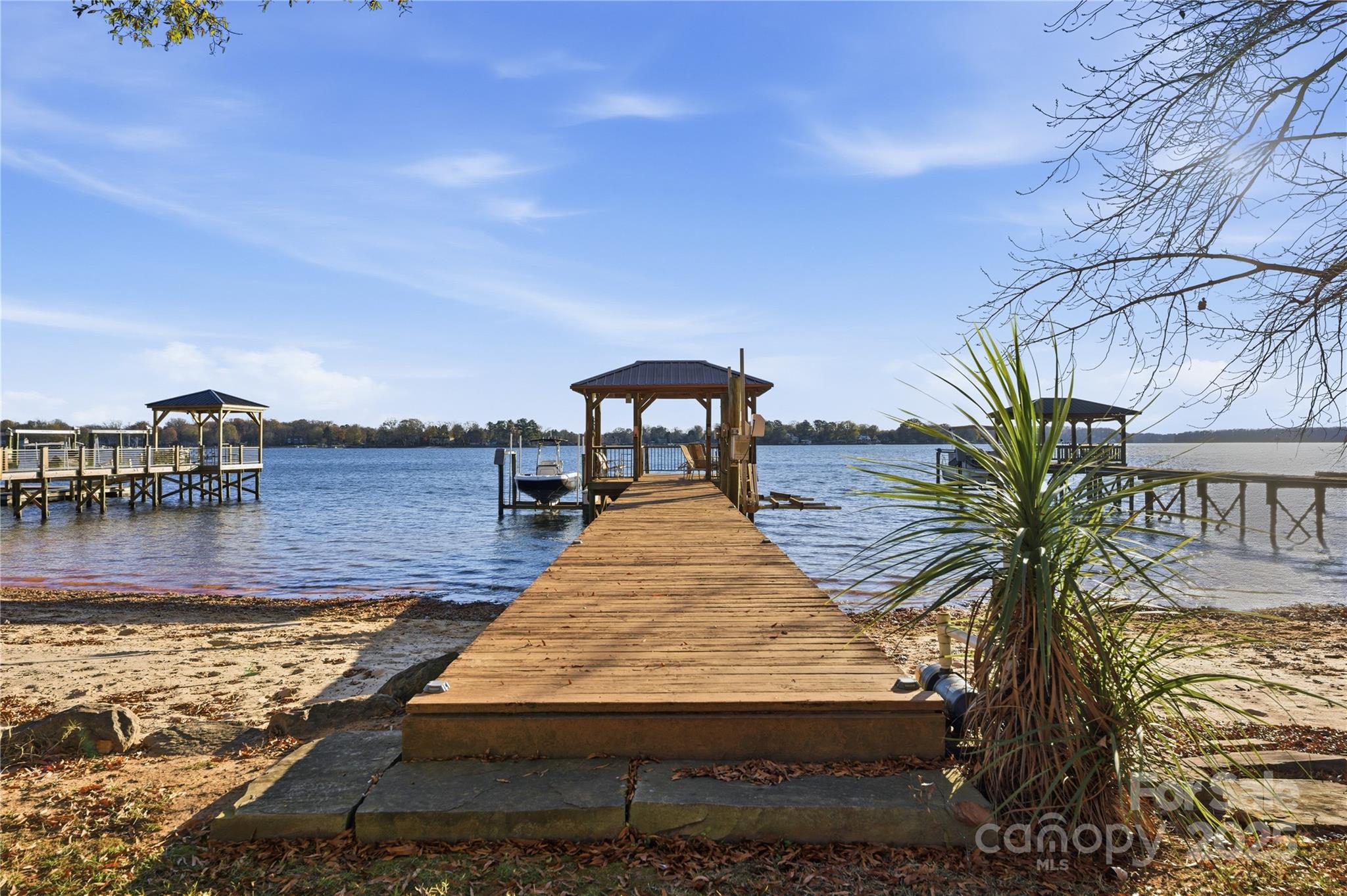 18019 Whispering Oaks Drive