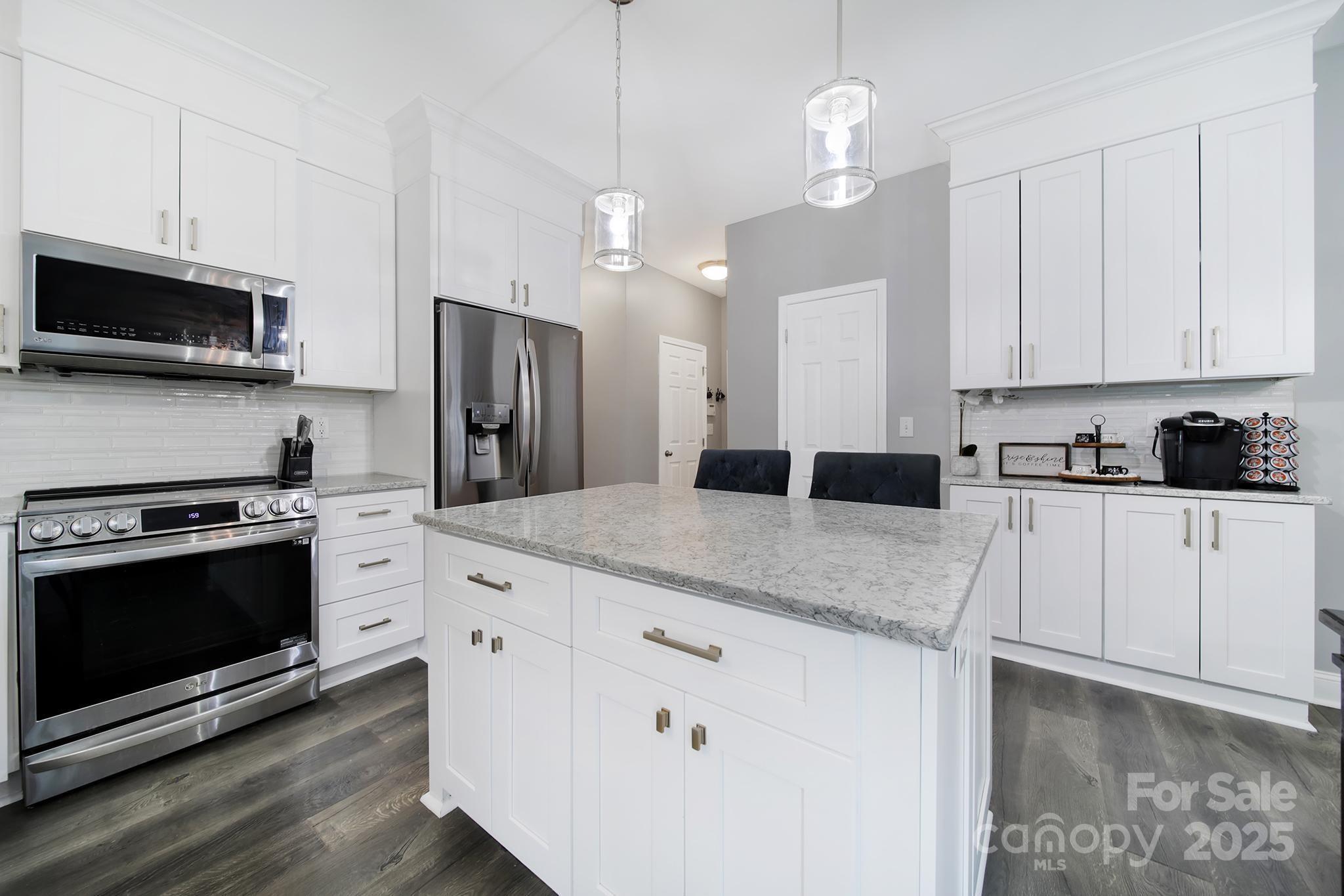 3725 Caldwell Ridge Parkway