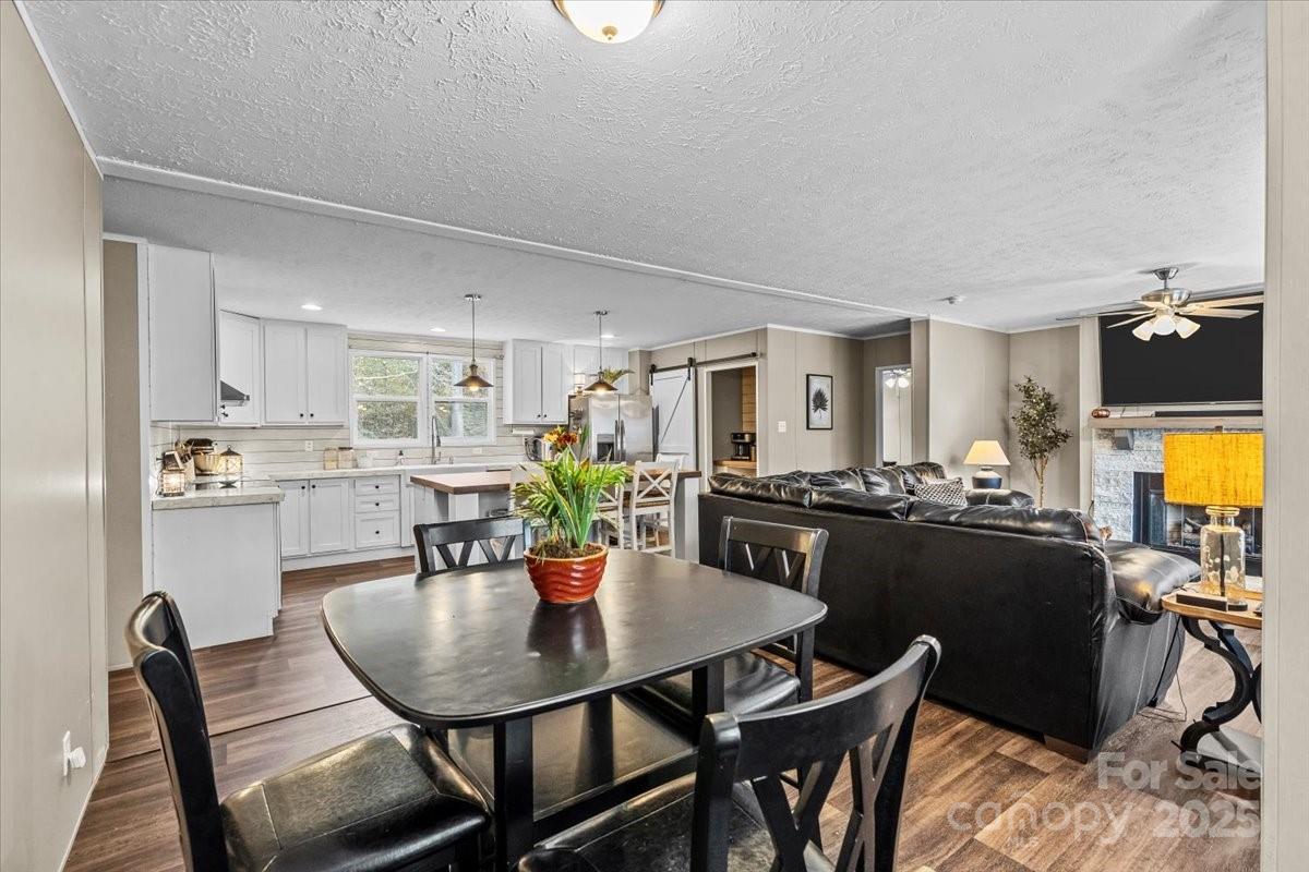 3483 Broad River Lane