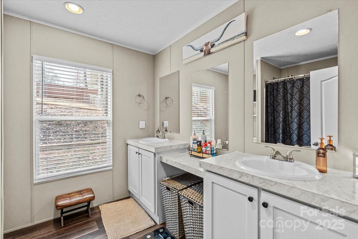 3483 Broad River Lane