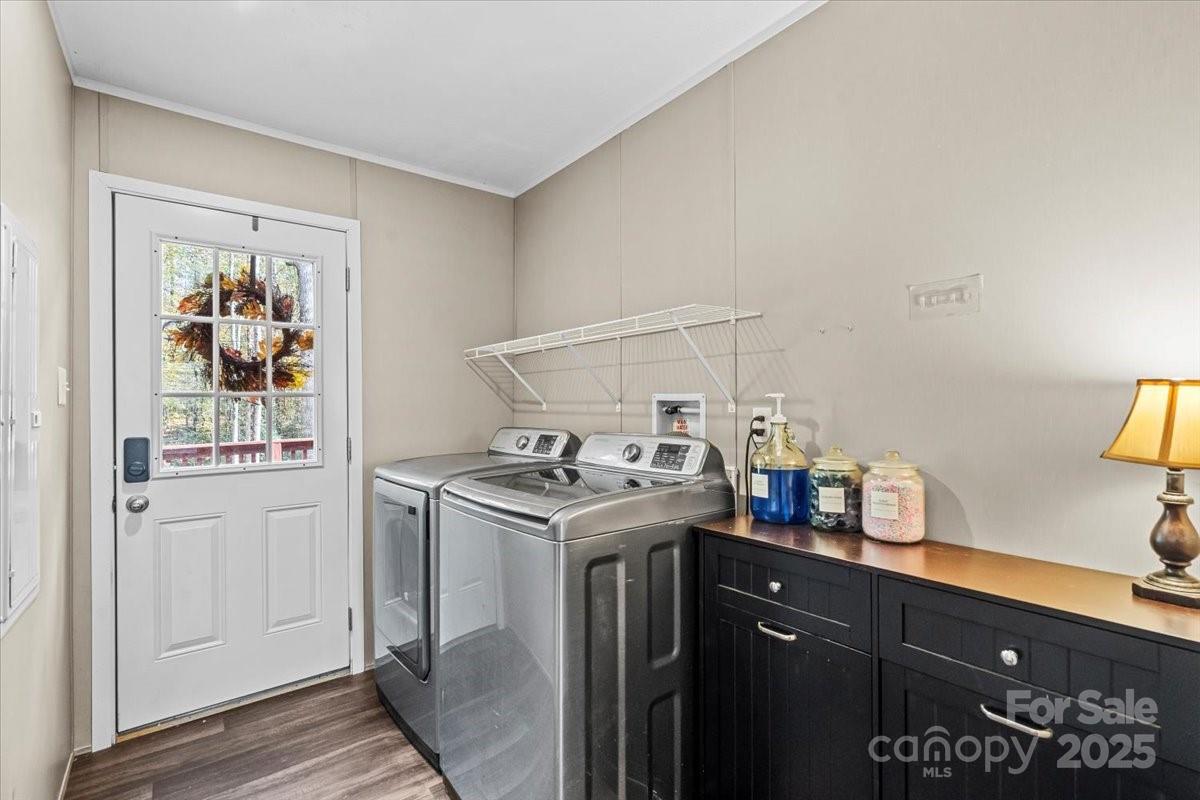 3483 Broad River Lane