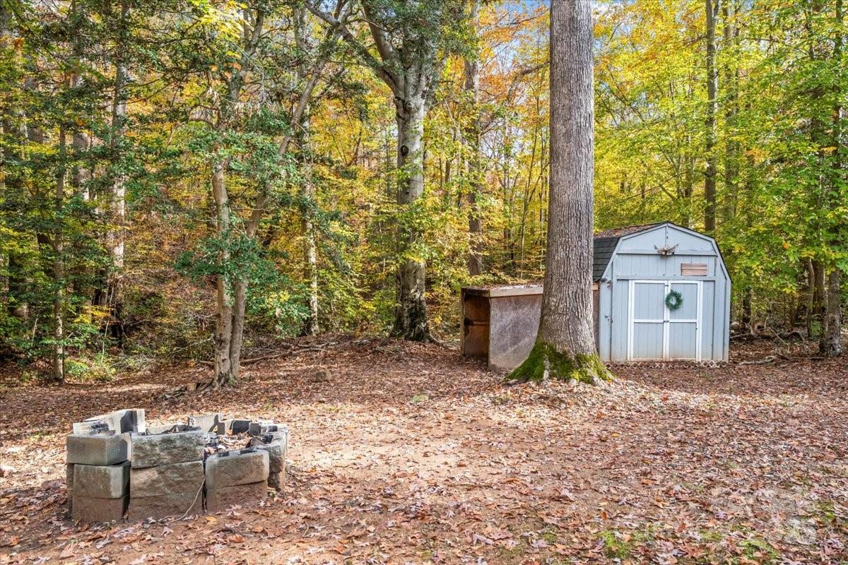 3483 Broad River Lane