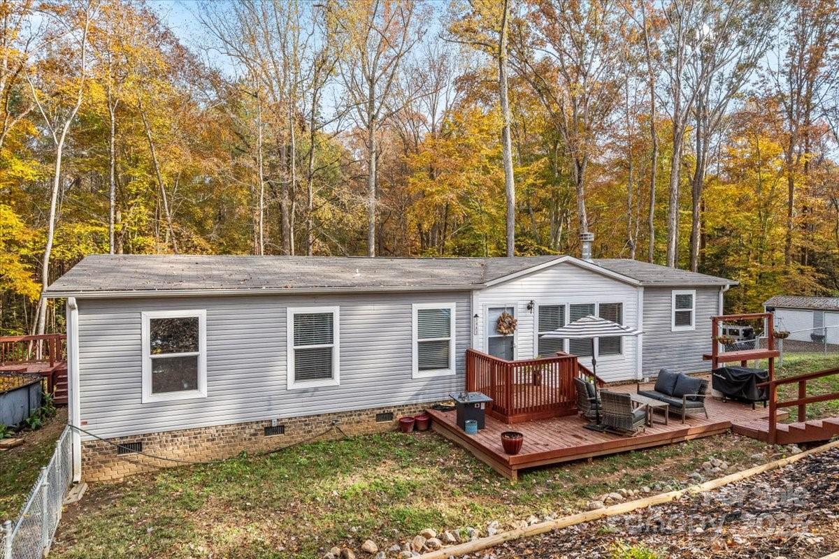 3483 Broad River Lane