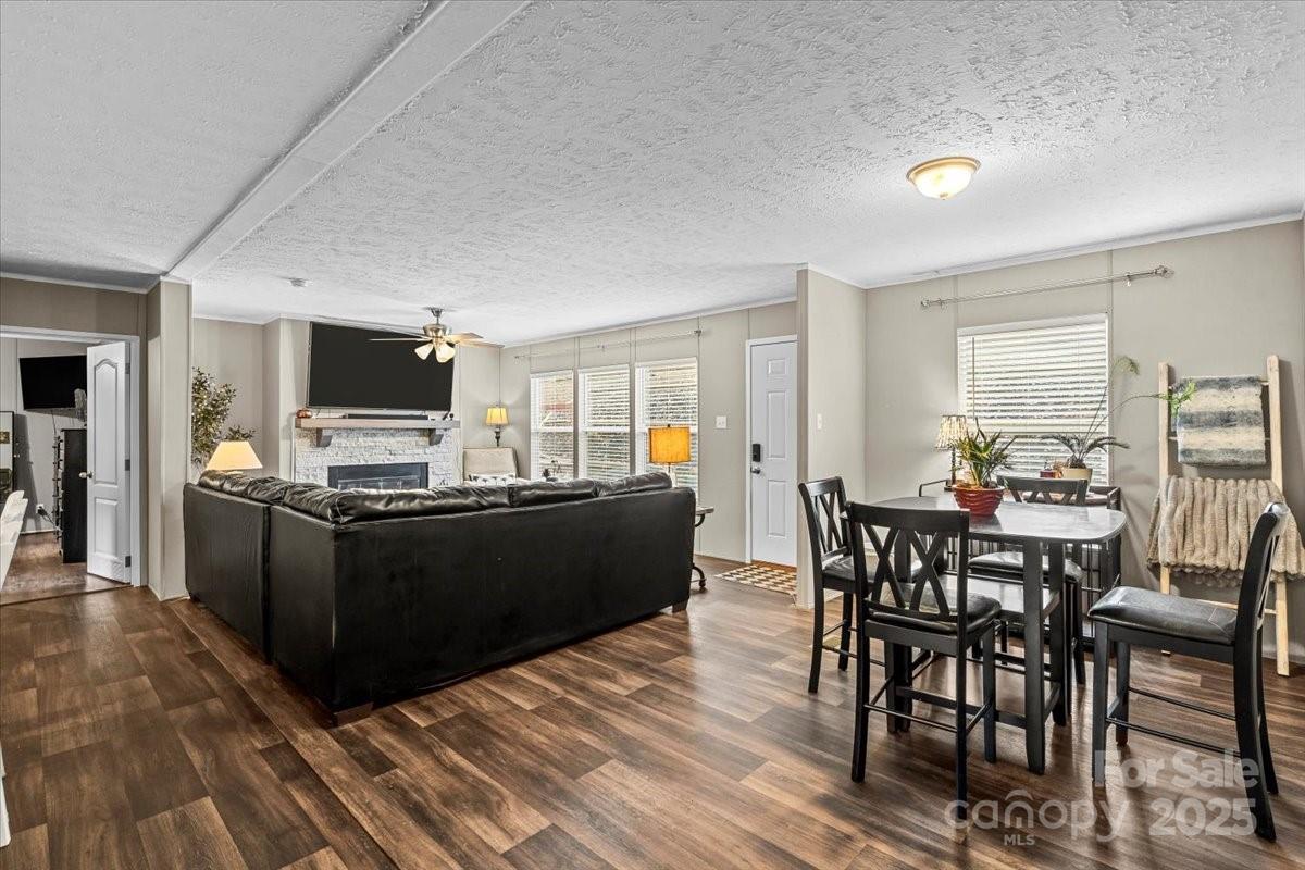 3483 Broad River Lane