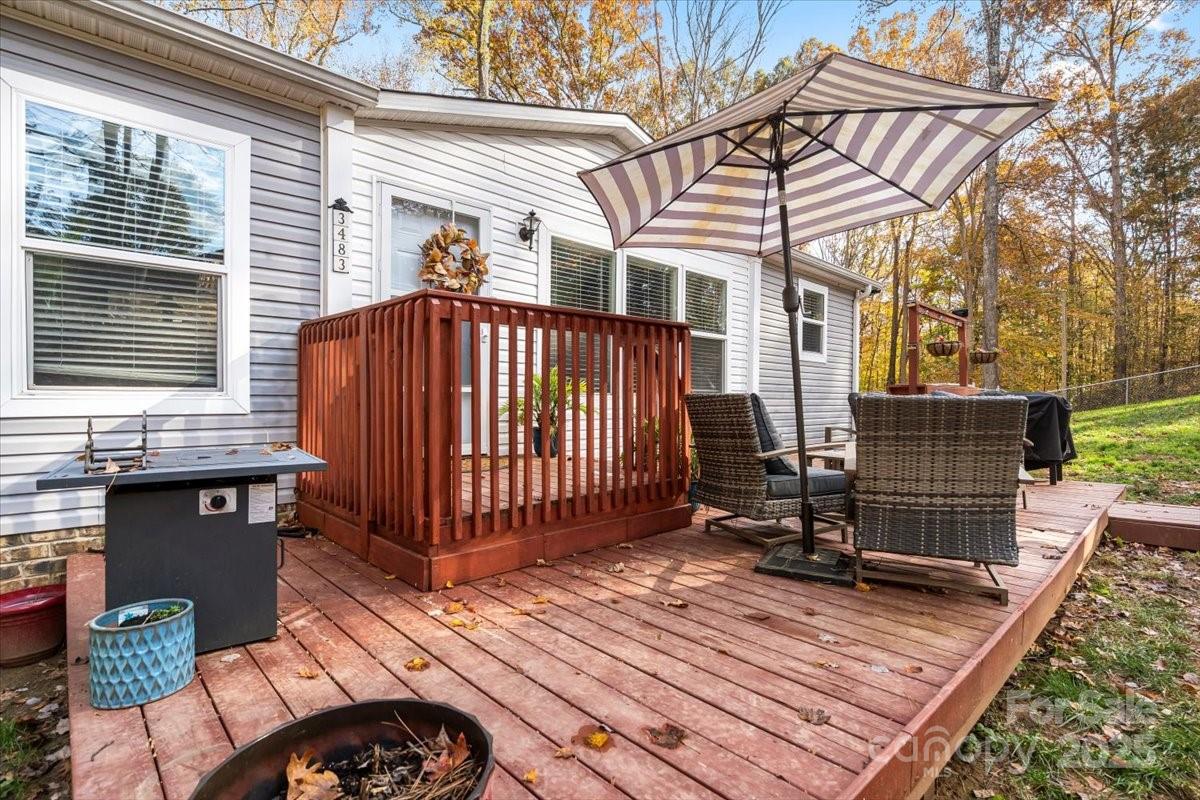 3483 Broad River Lane