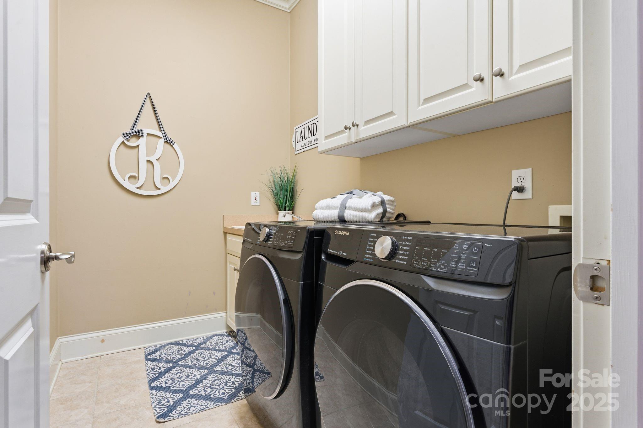 128 Brownstone Drive