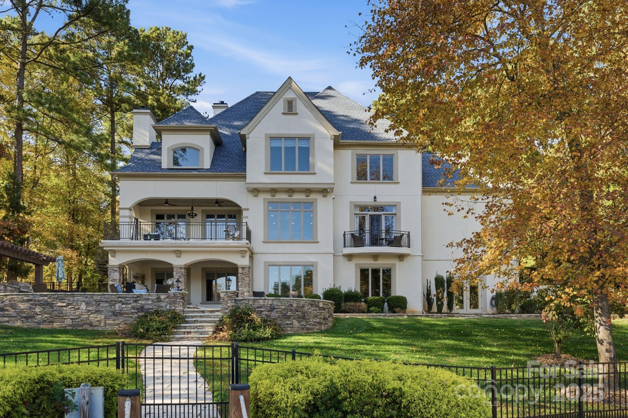 128 Brownstone Drive