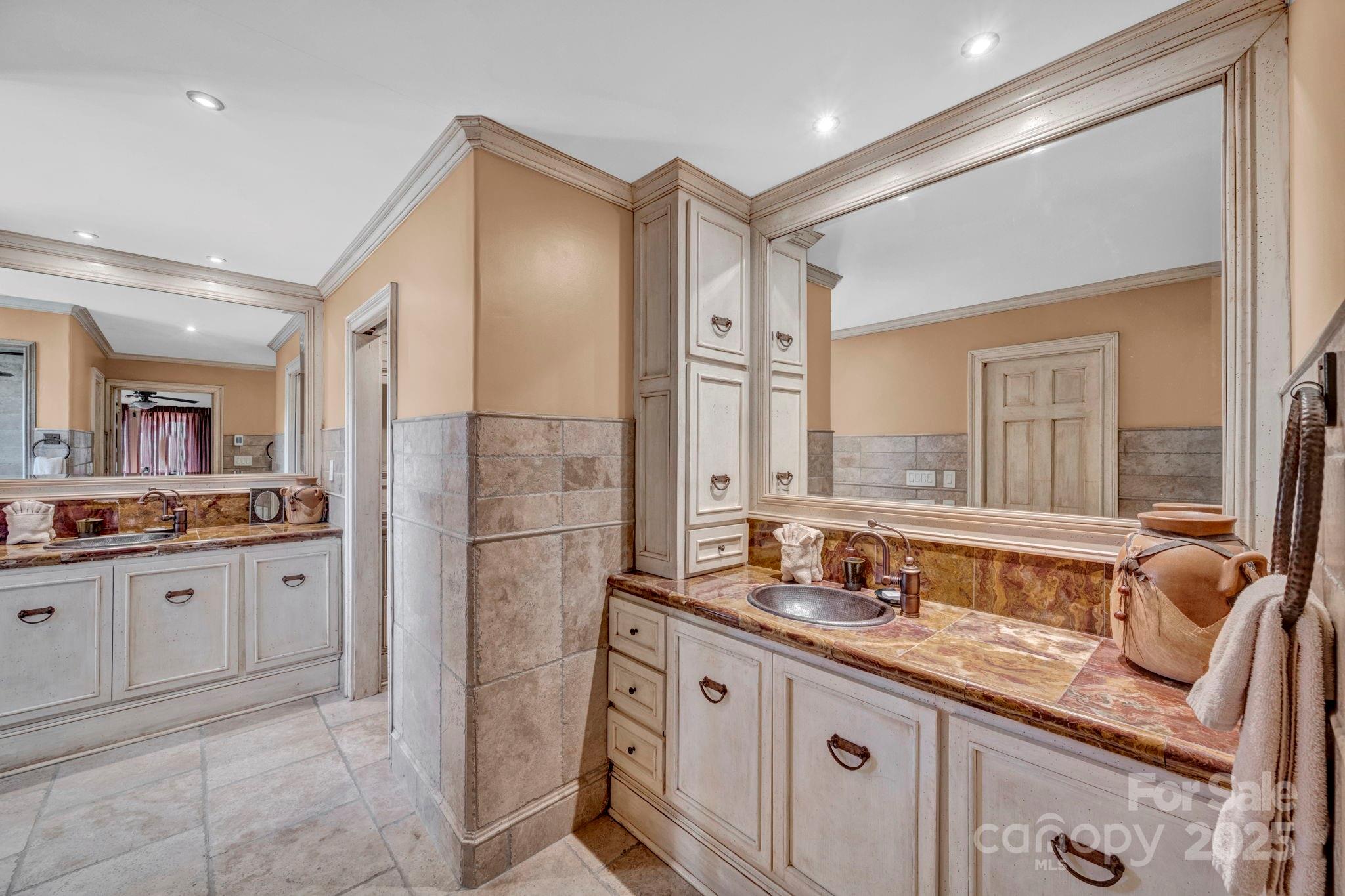 2035 Grouse Moor Drive Unit: 126