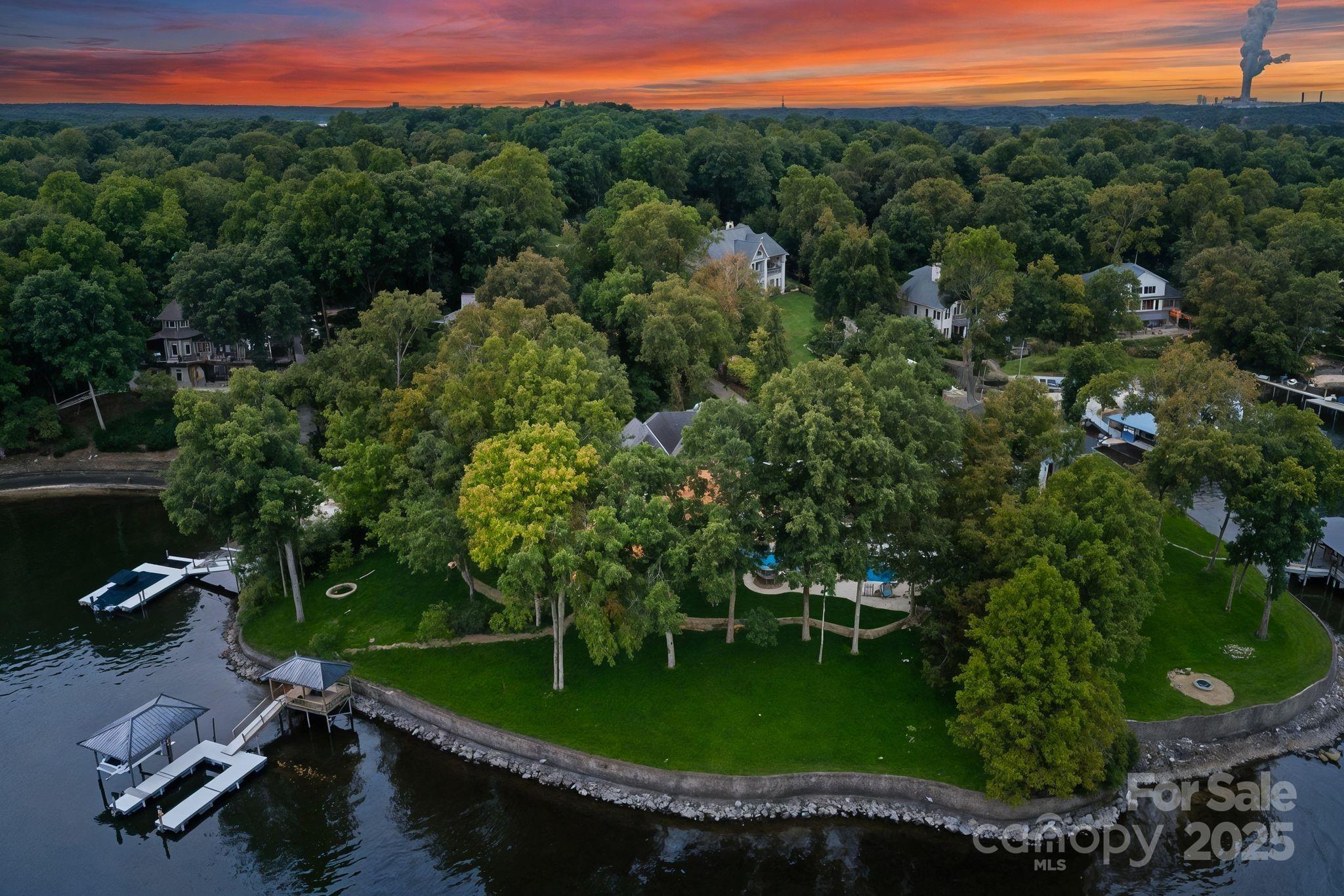 115 Emerald Point Lane