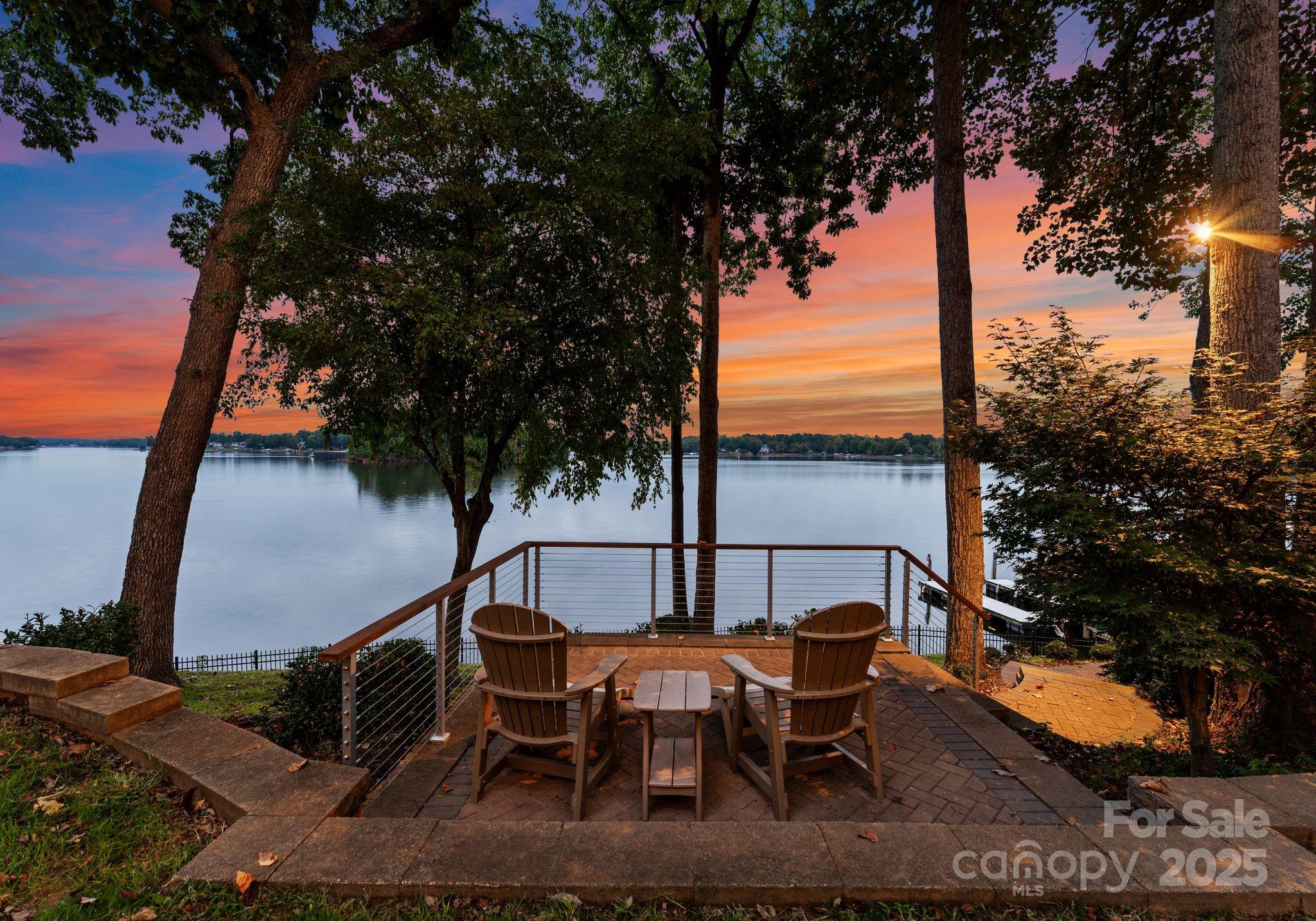 115 Emerald Point Lane