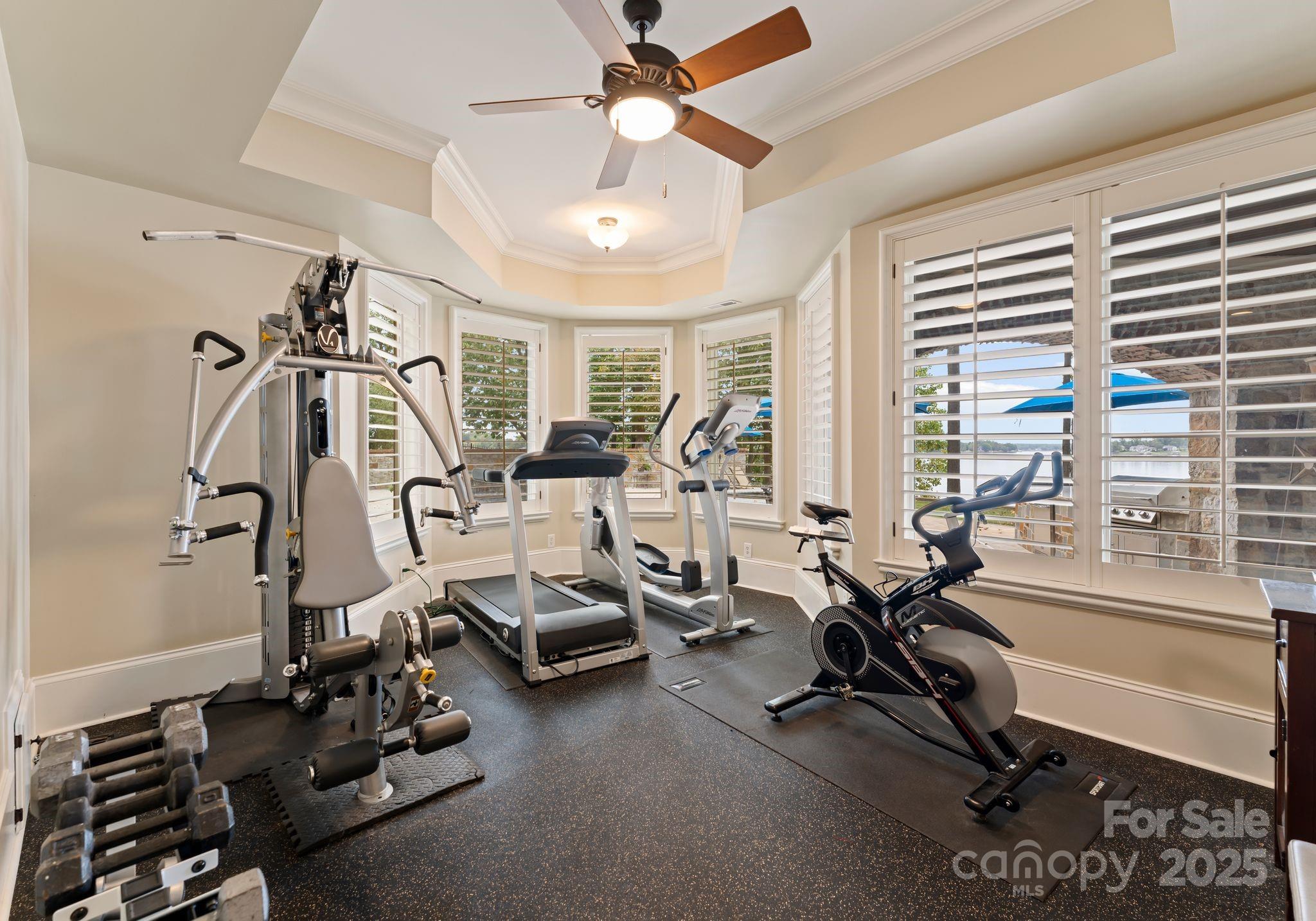 115 Emerald Point Lane