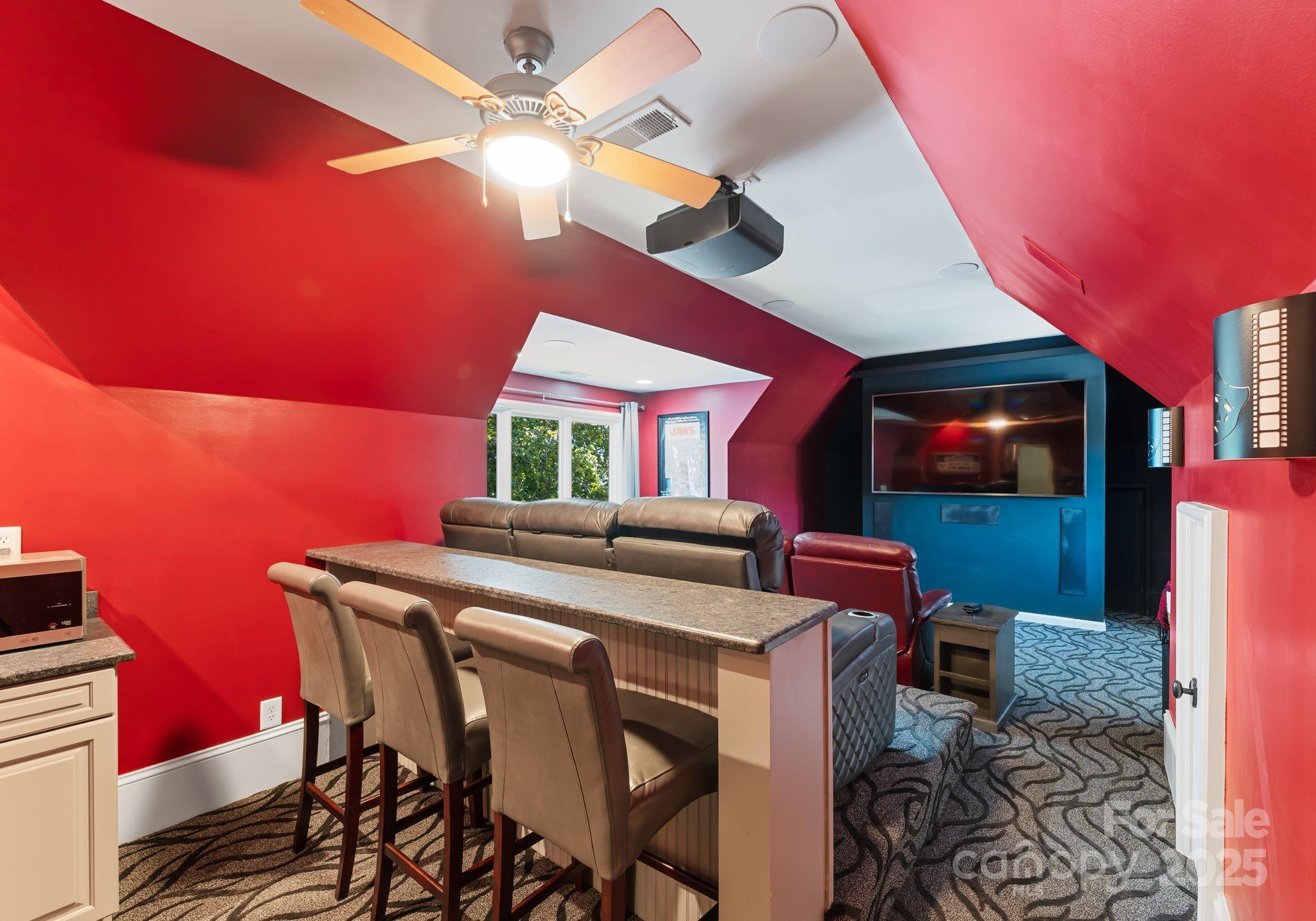 115 Emerald Point Lane