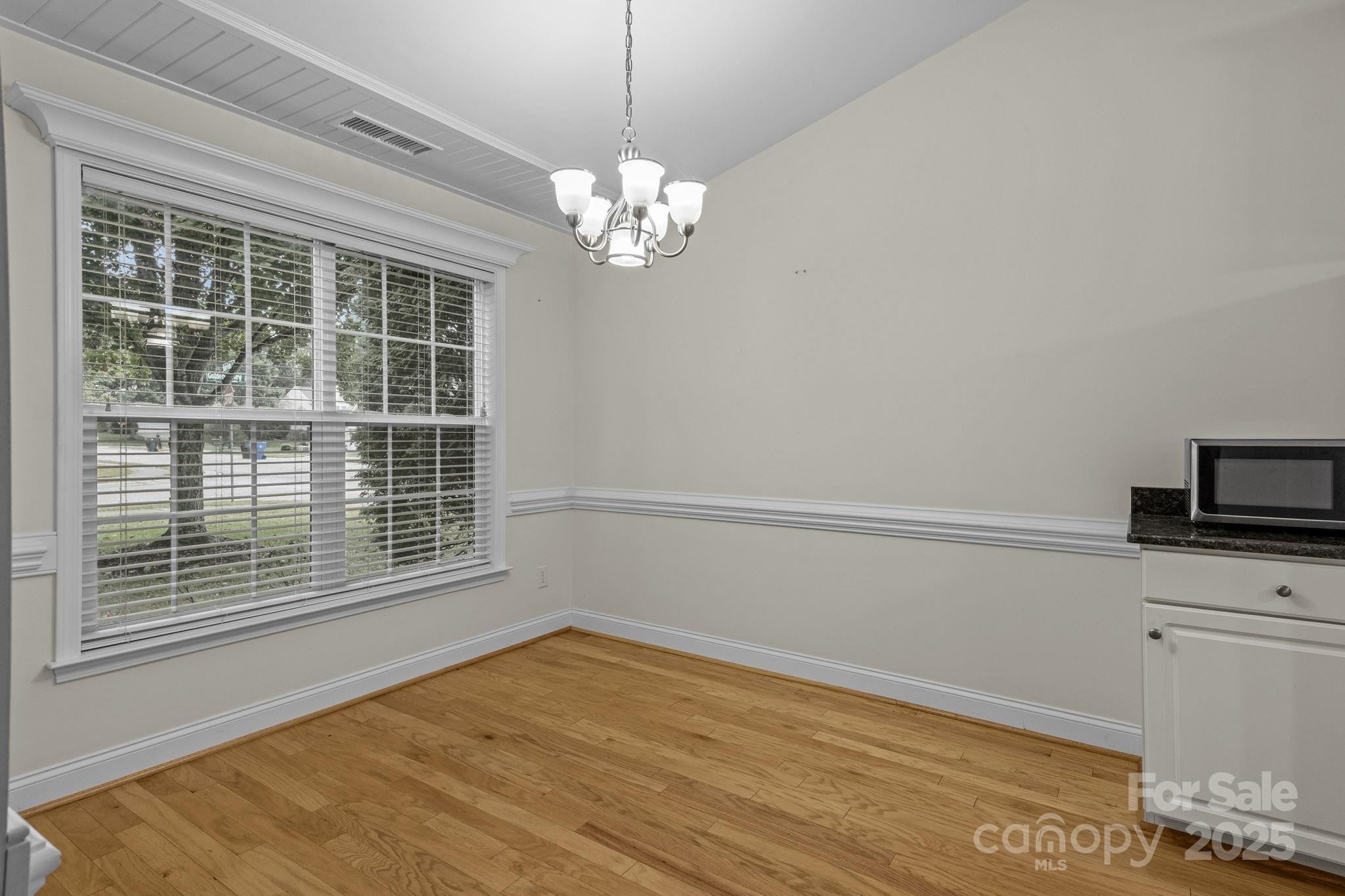 103 Golden Valley Drive