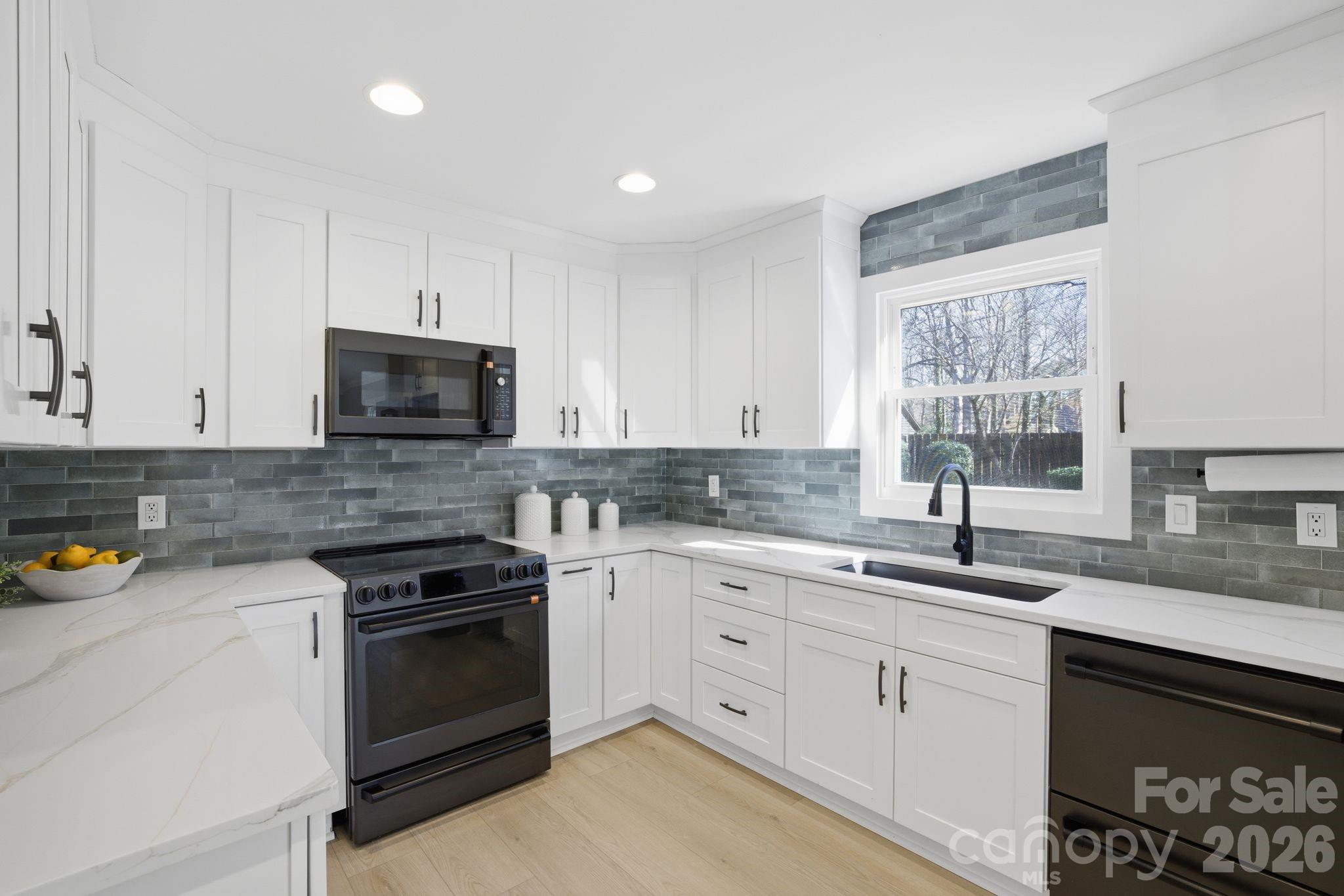 21326 Sandy Cove Road