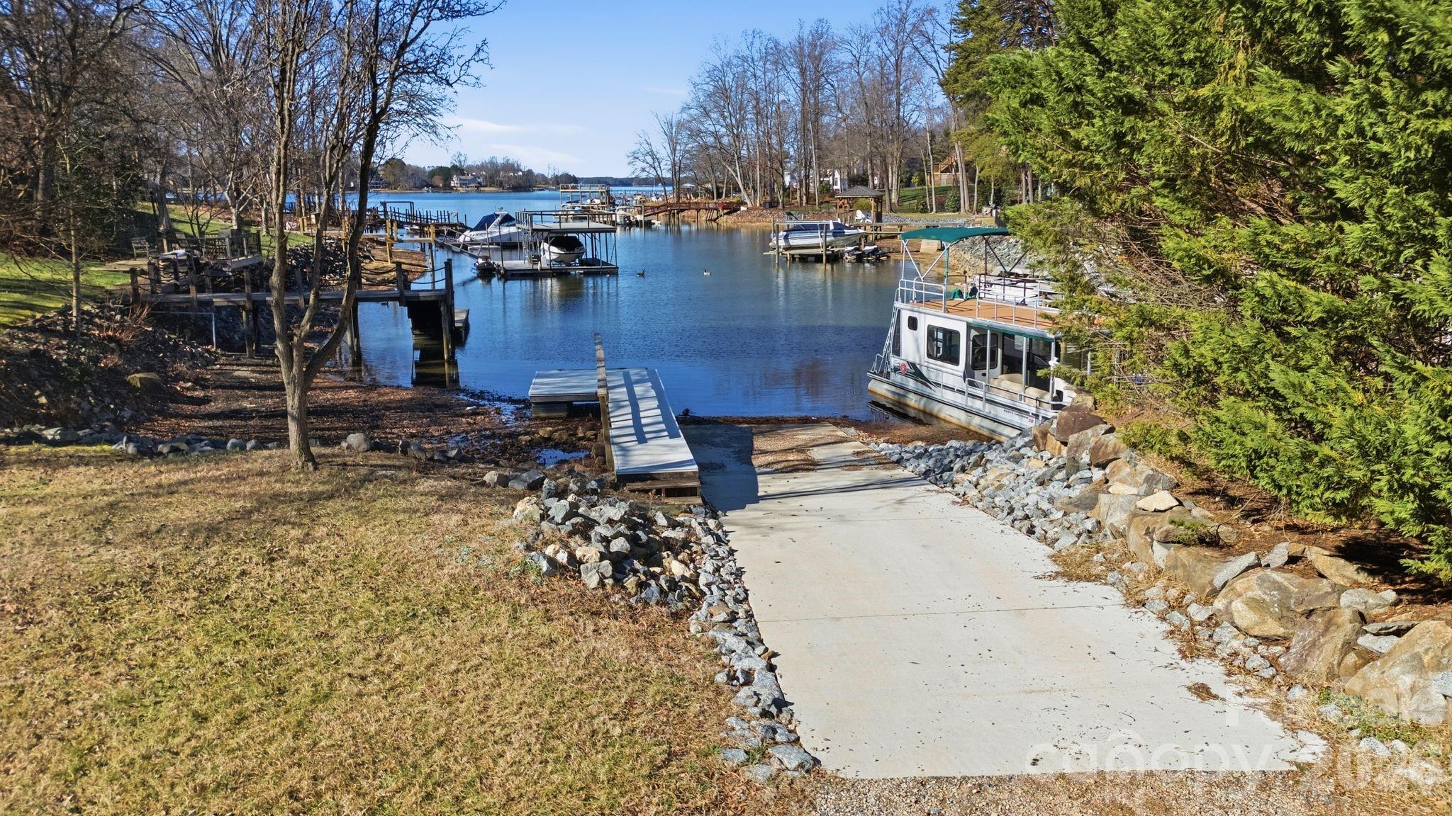 21326 Sandy Cove Road