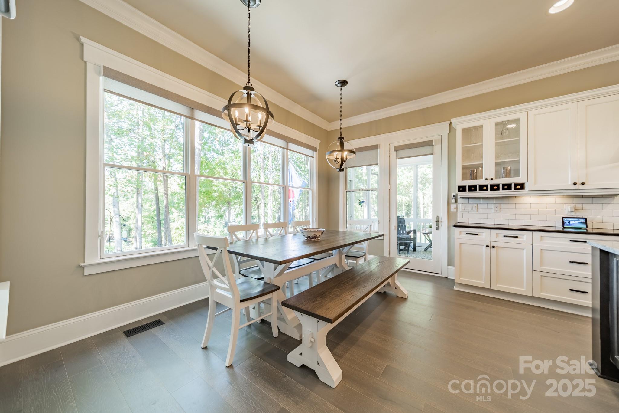 1946 Brawley School Road