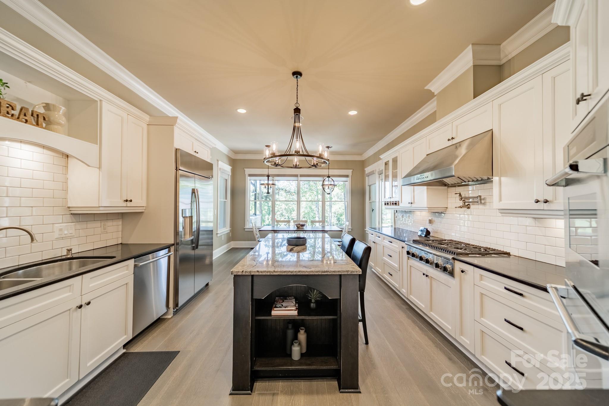 1946 Brawley School Road