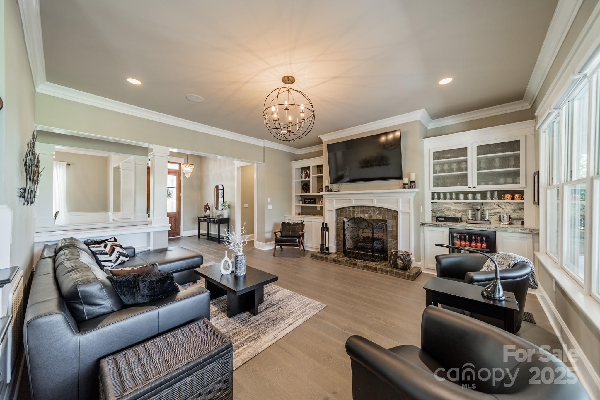 1946 Brawley School Road