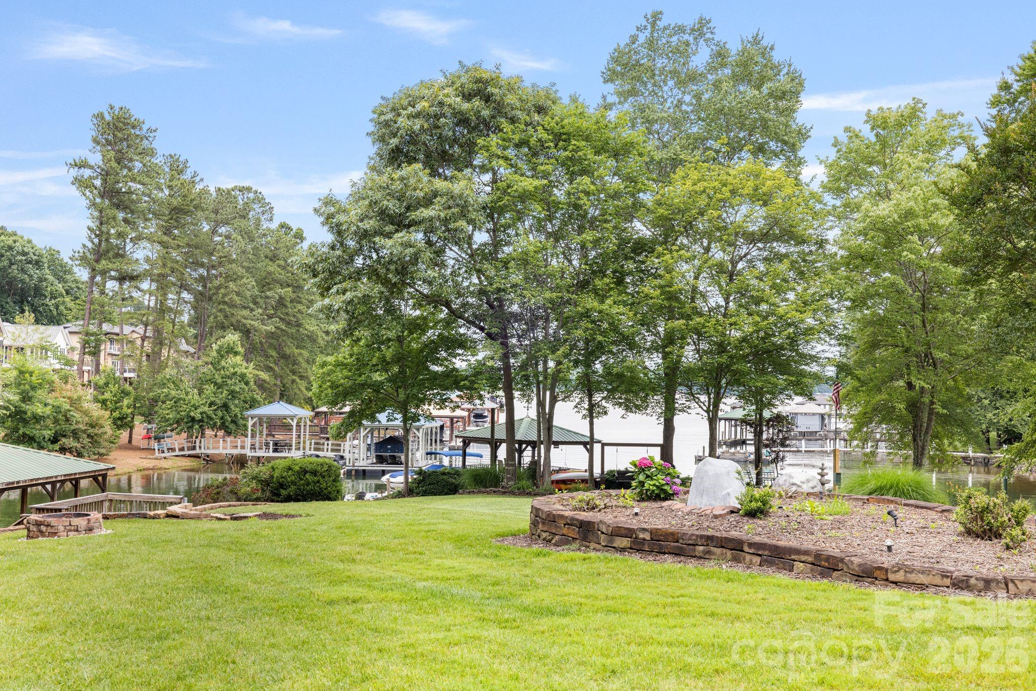 9372 Island Point Road