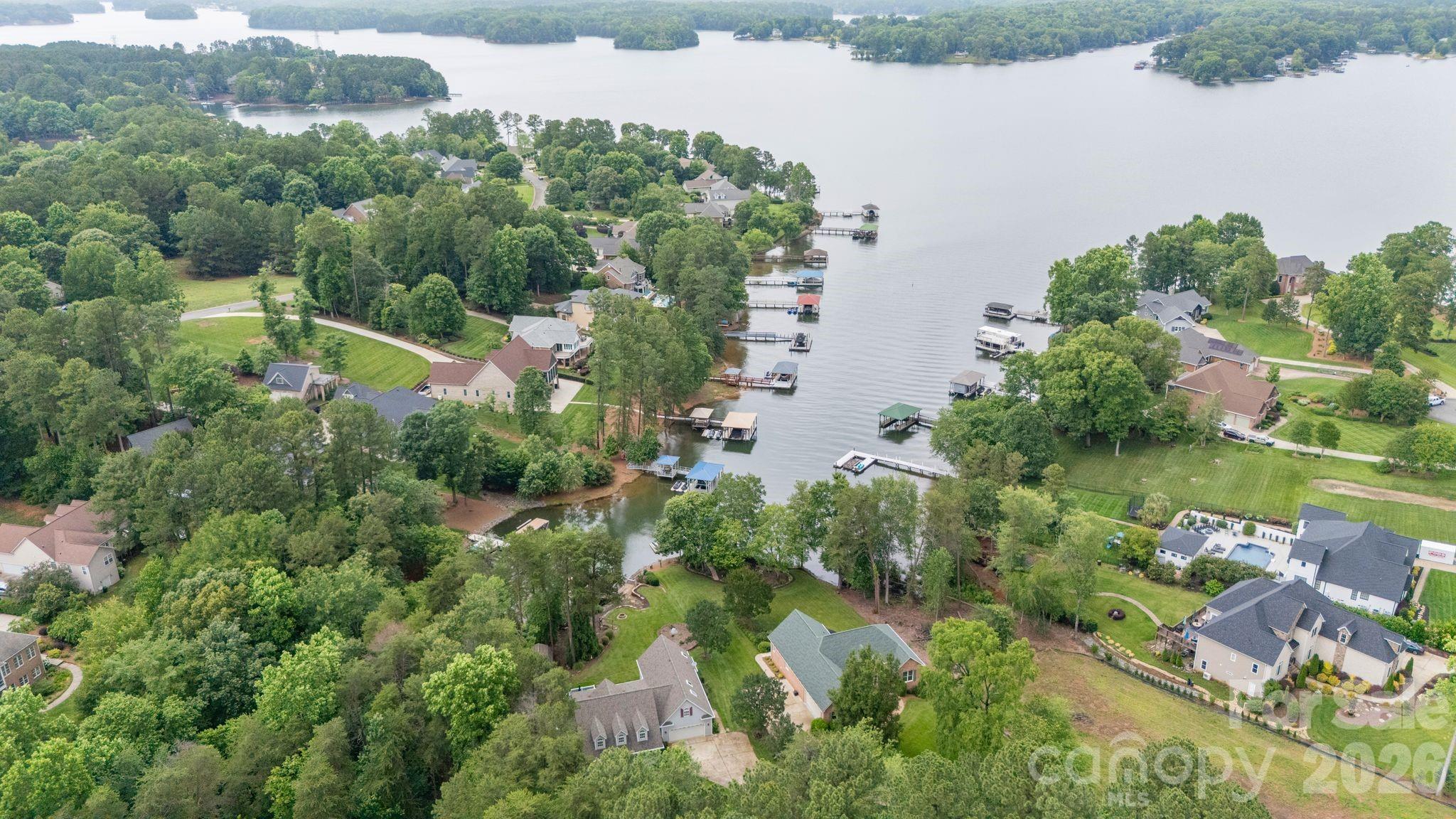 9372 Island Point Road