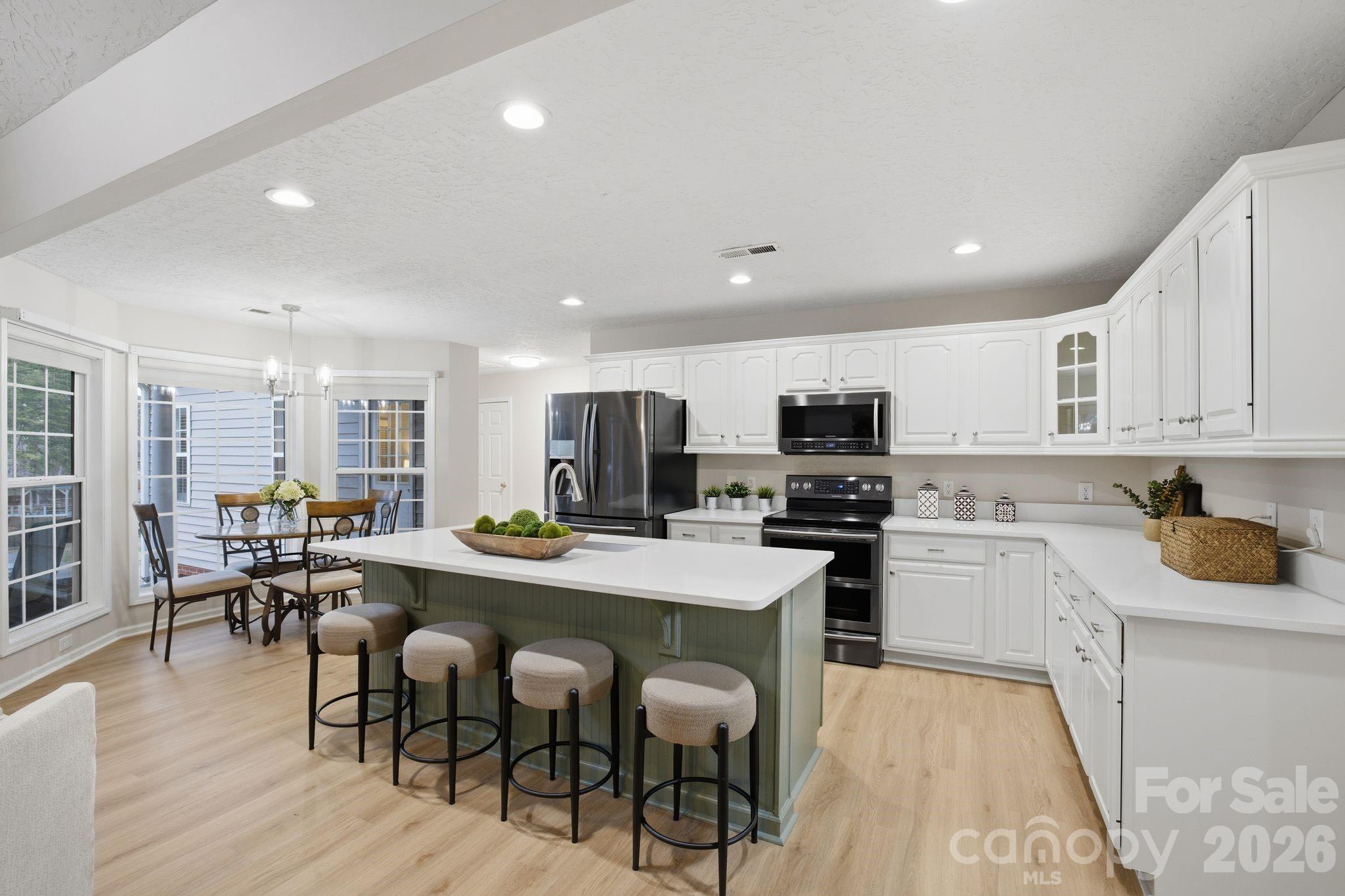 9372 Island Point Road