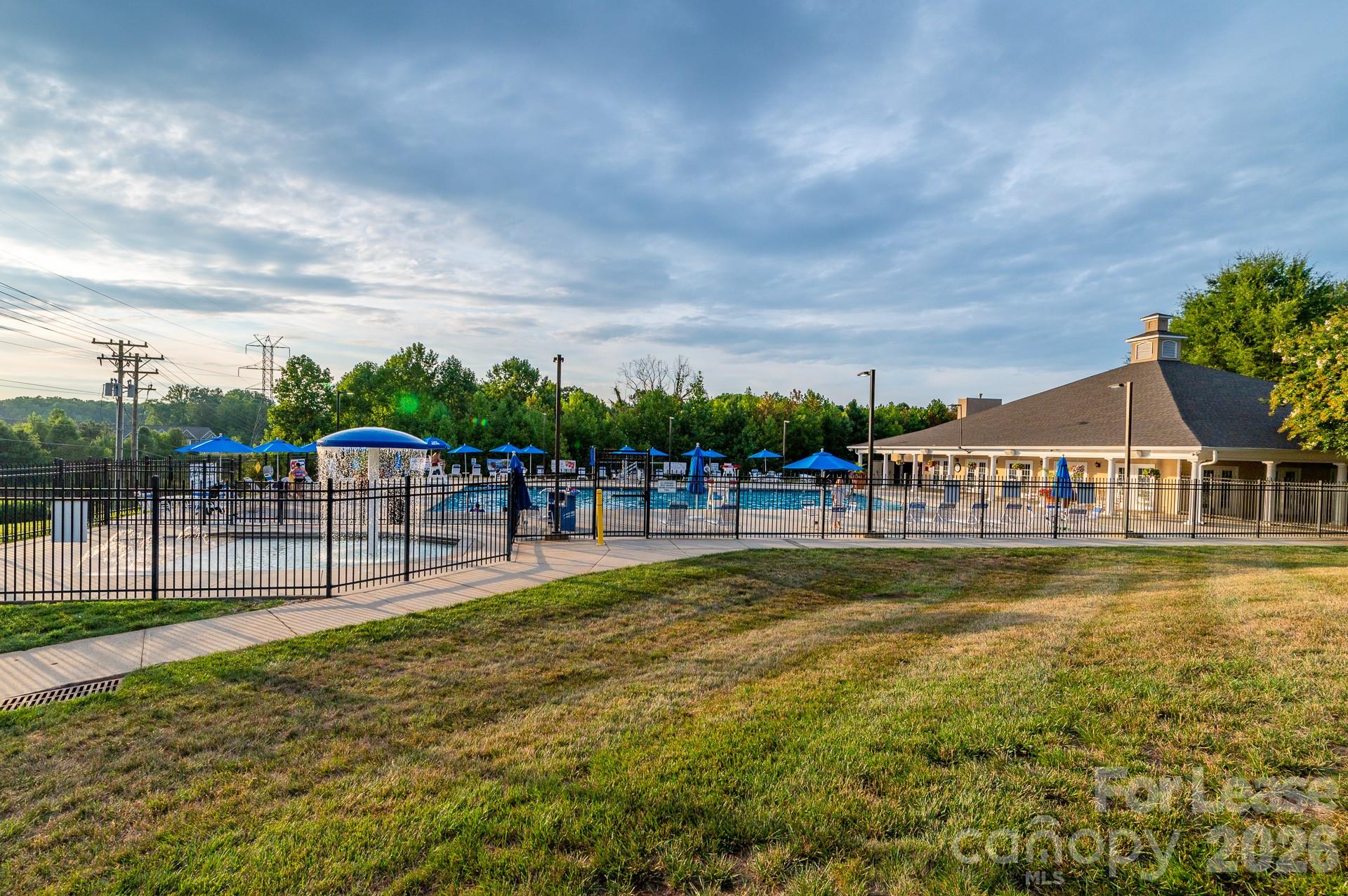 116 Dellbrook Street Unit: B