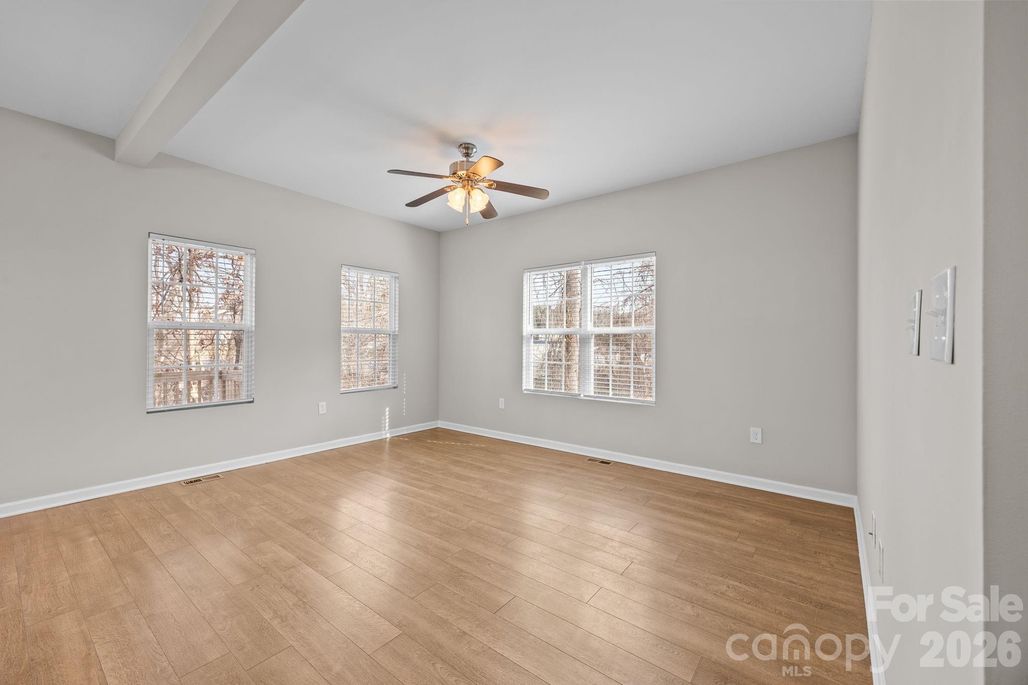 115 Lookout Point Place