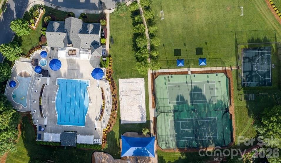 10018 Devonshire Drive