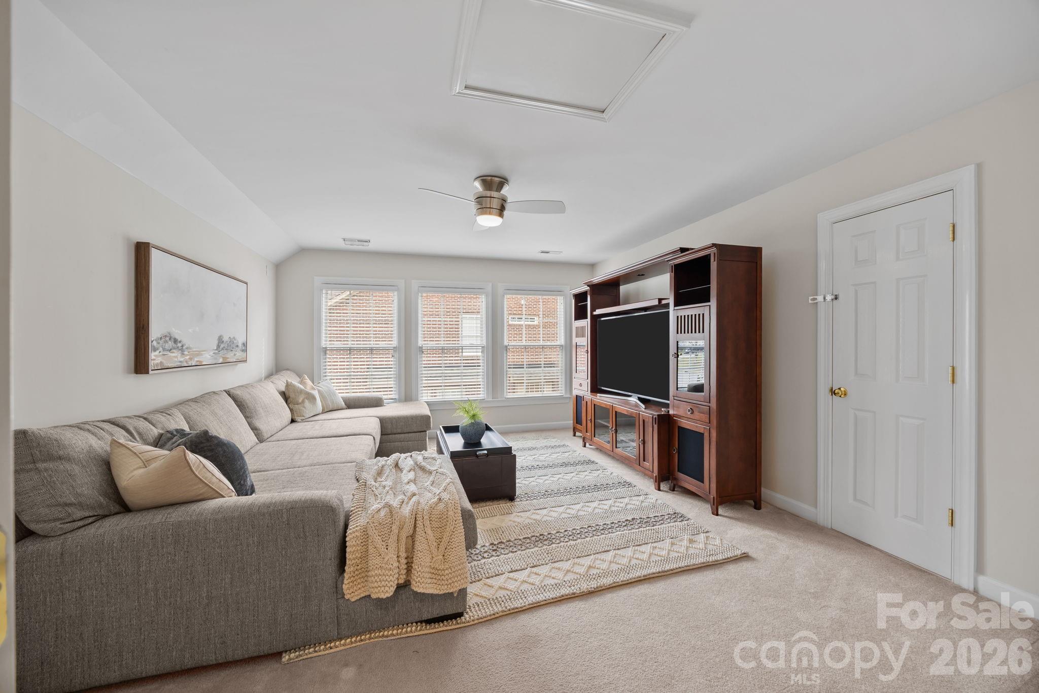 10018 Devonshire Drive