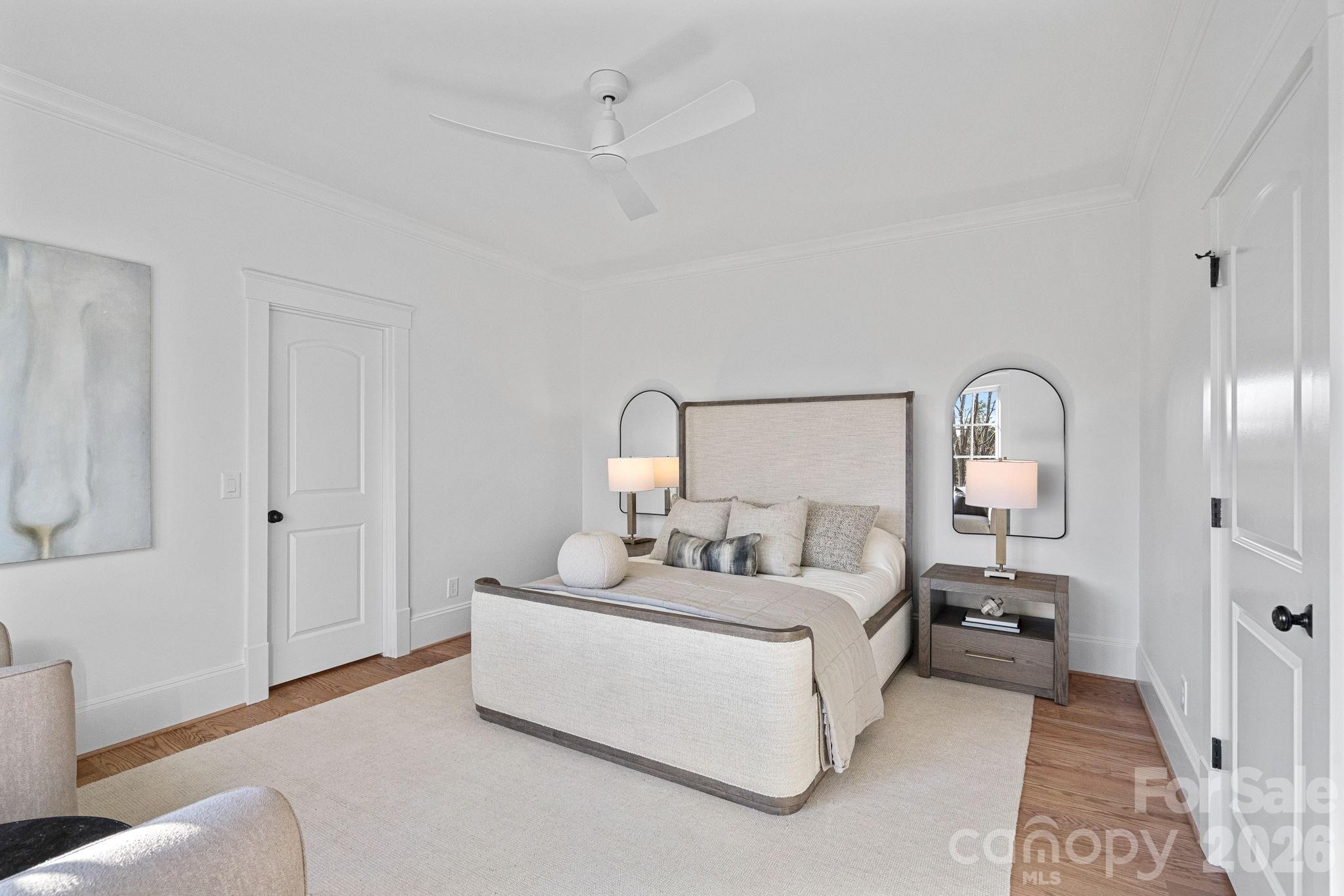 101 S Longfellow Lane