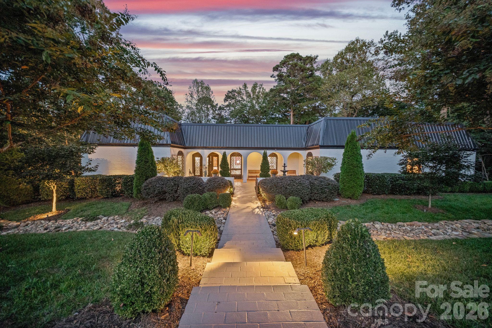 2082 2nd Street Drive NW