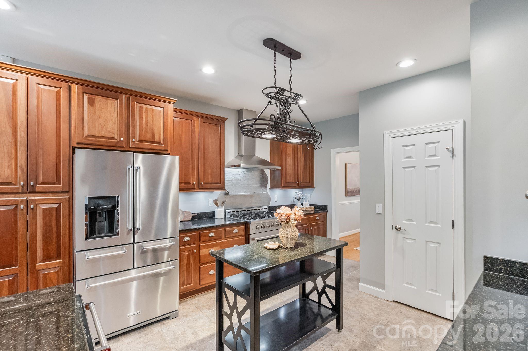 182 Broadview Circle