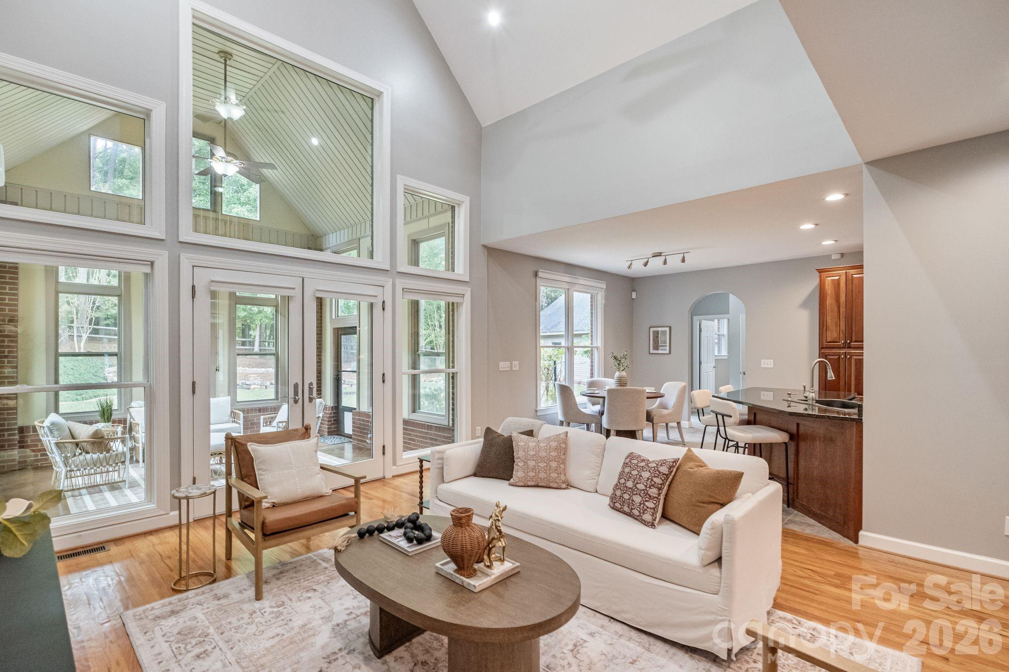 182 Broadview Circle