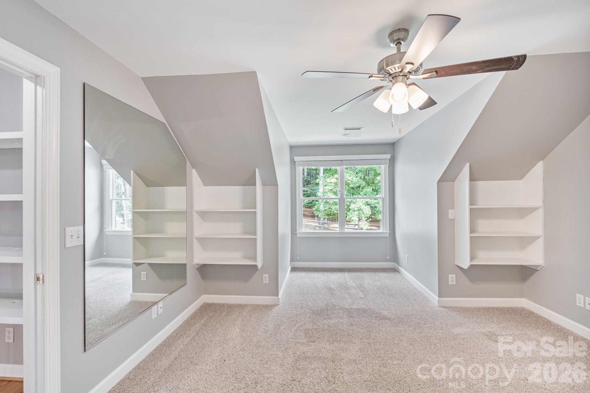 182 Broadview Circle