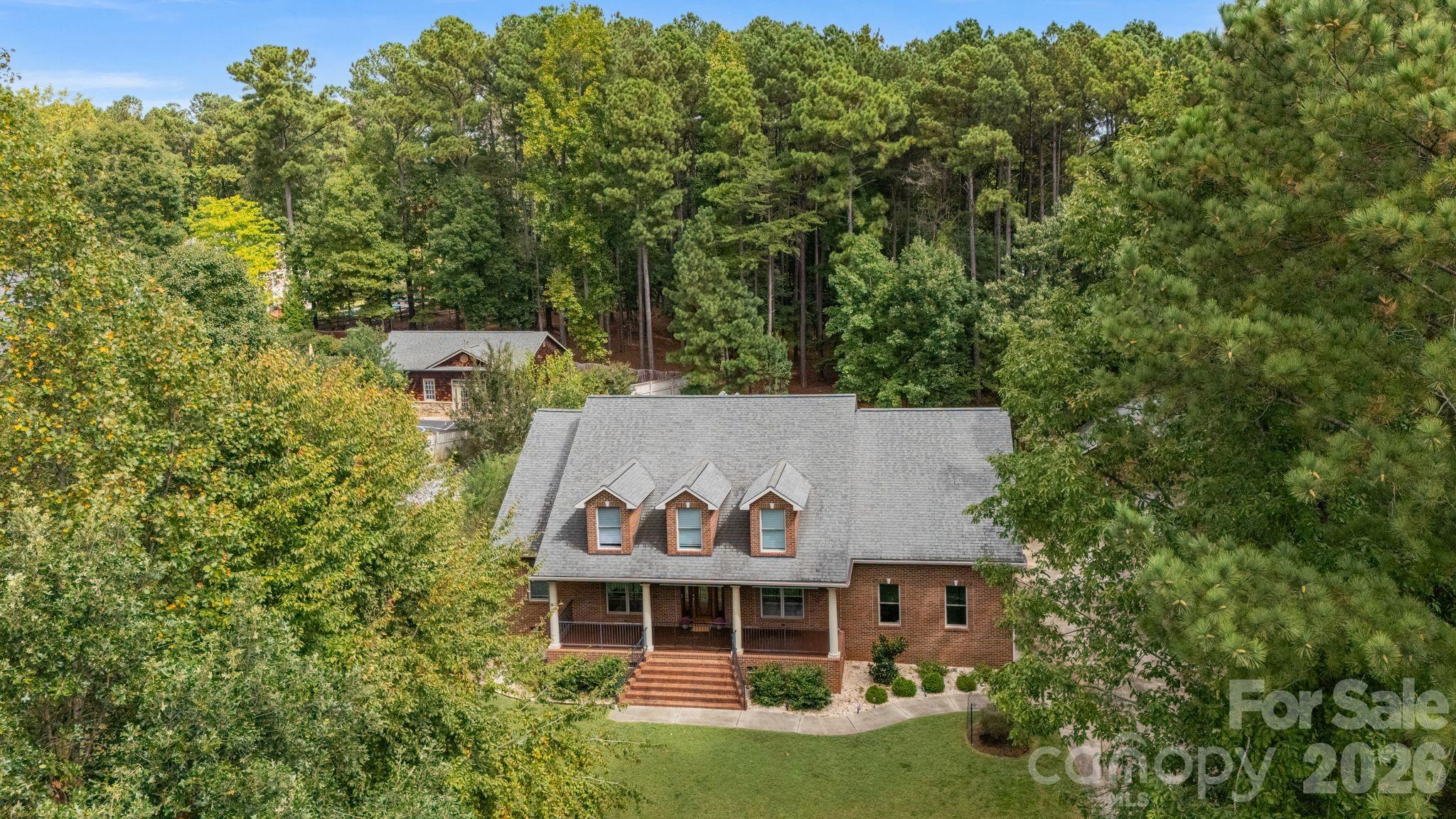 182 Broadview Circle