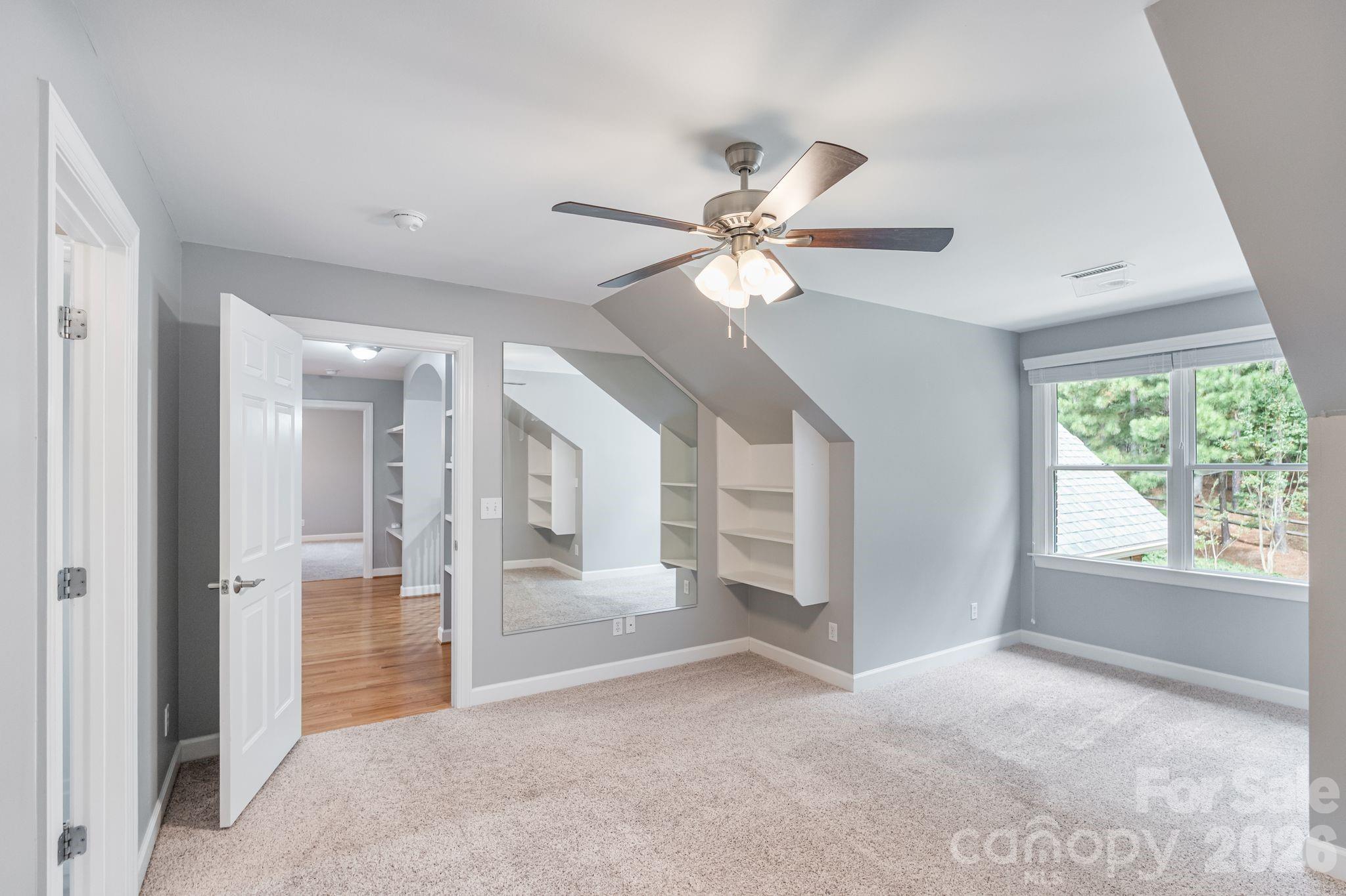 182 Broadview Circle