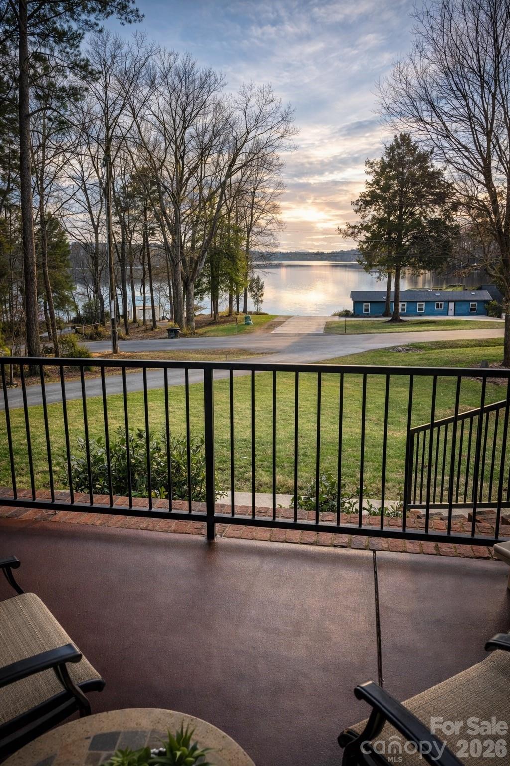 182 Broadview Circle