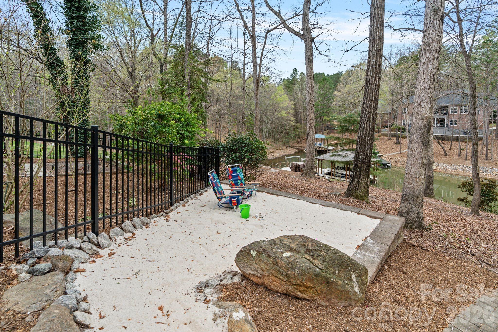 8915 Linden Grove Court